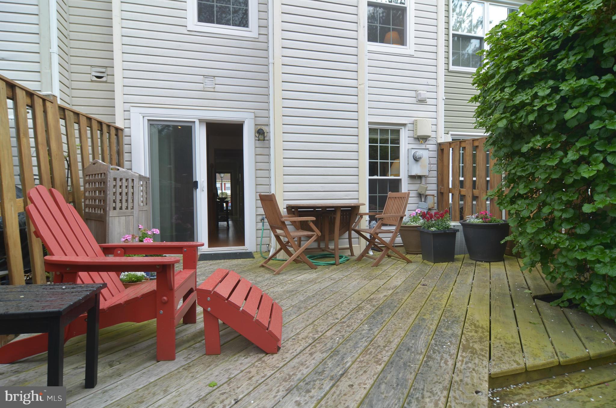 PINECREST - Residential