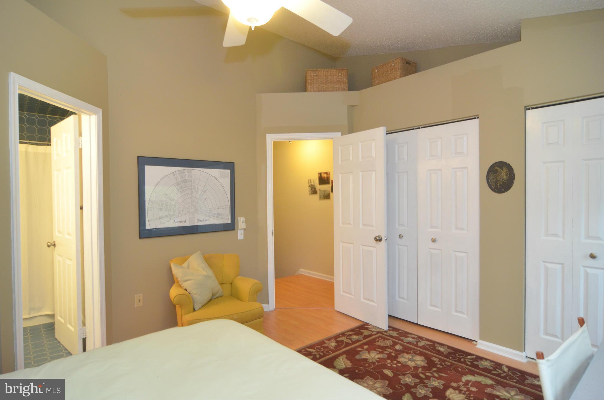 PINECREST - Residential