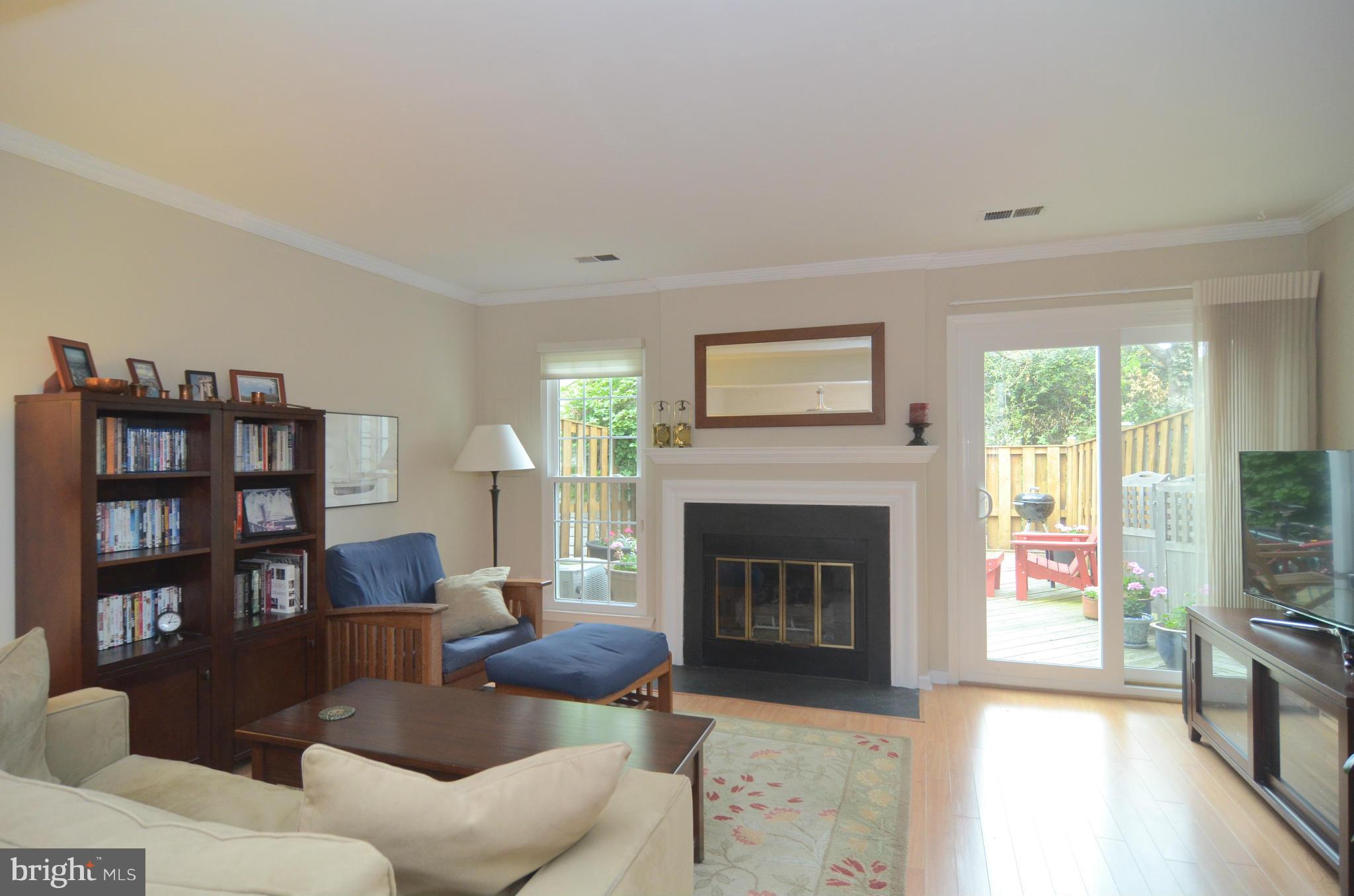 PINECREST - Residential