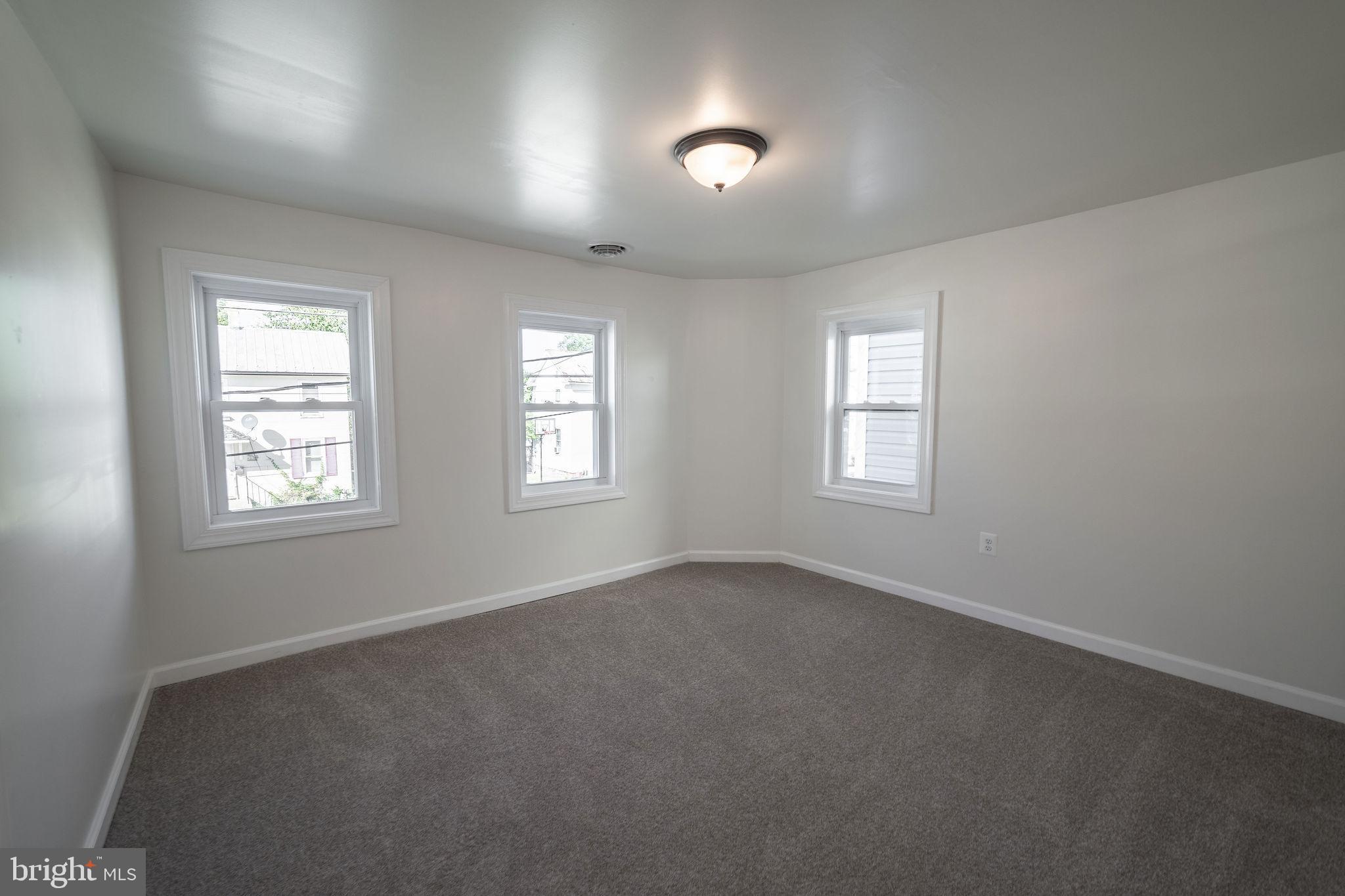 MARTINSBURG CITY - Residential