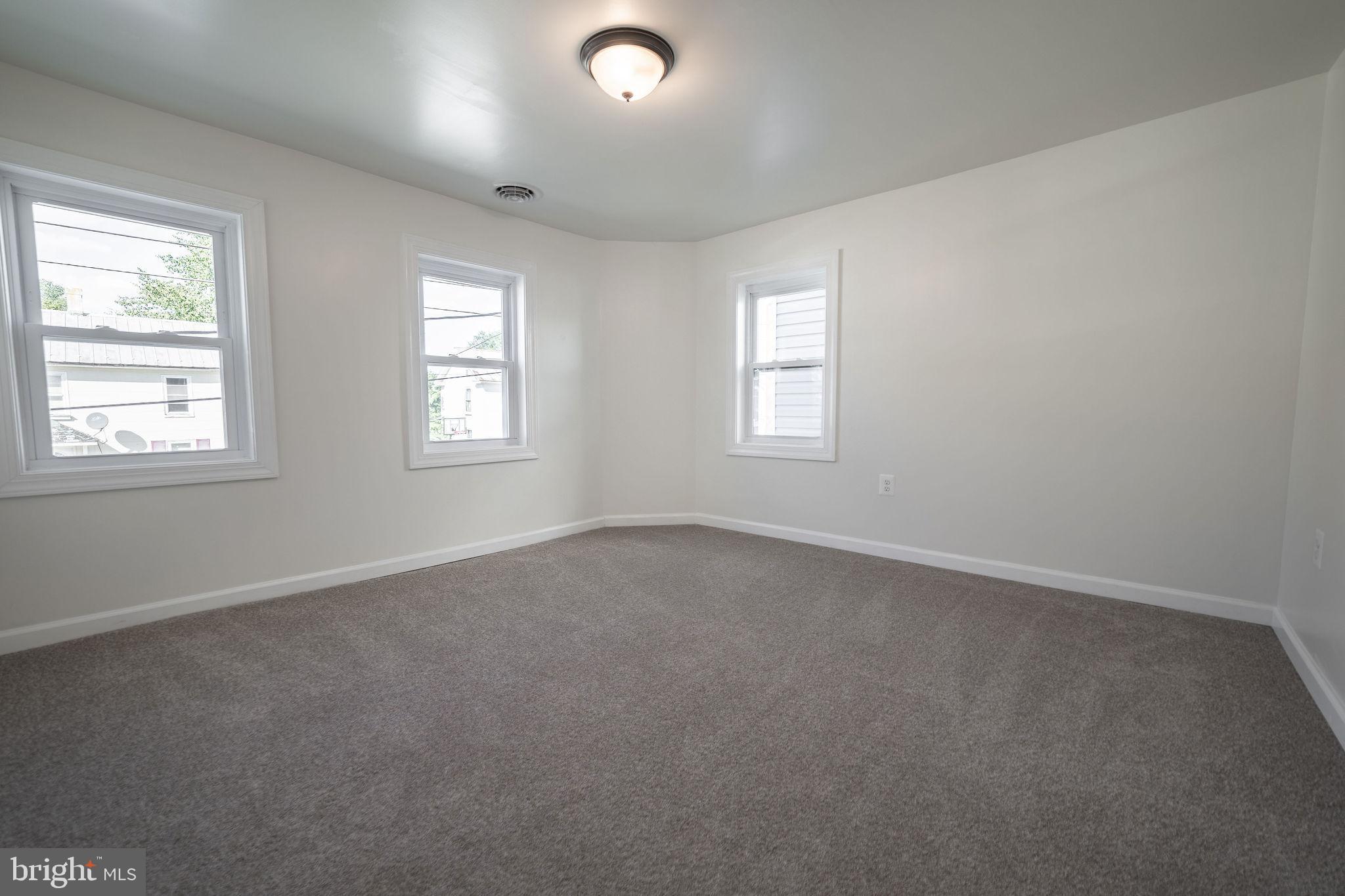 MARTINSBURG CITY - Residential