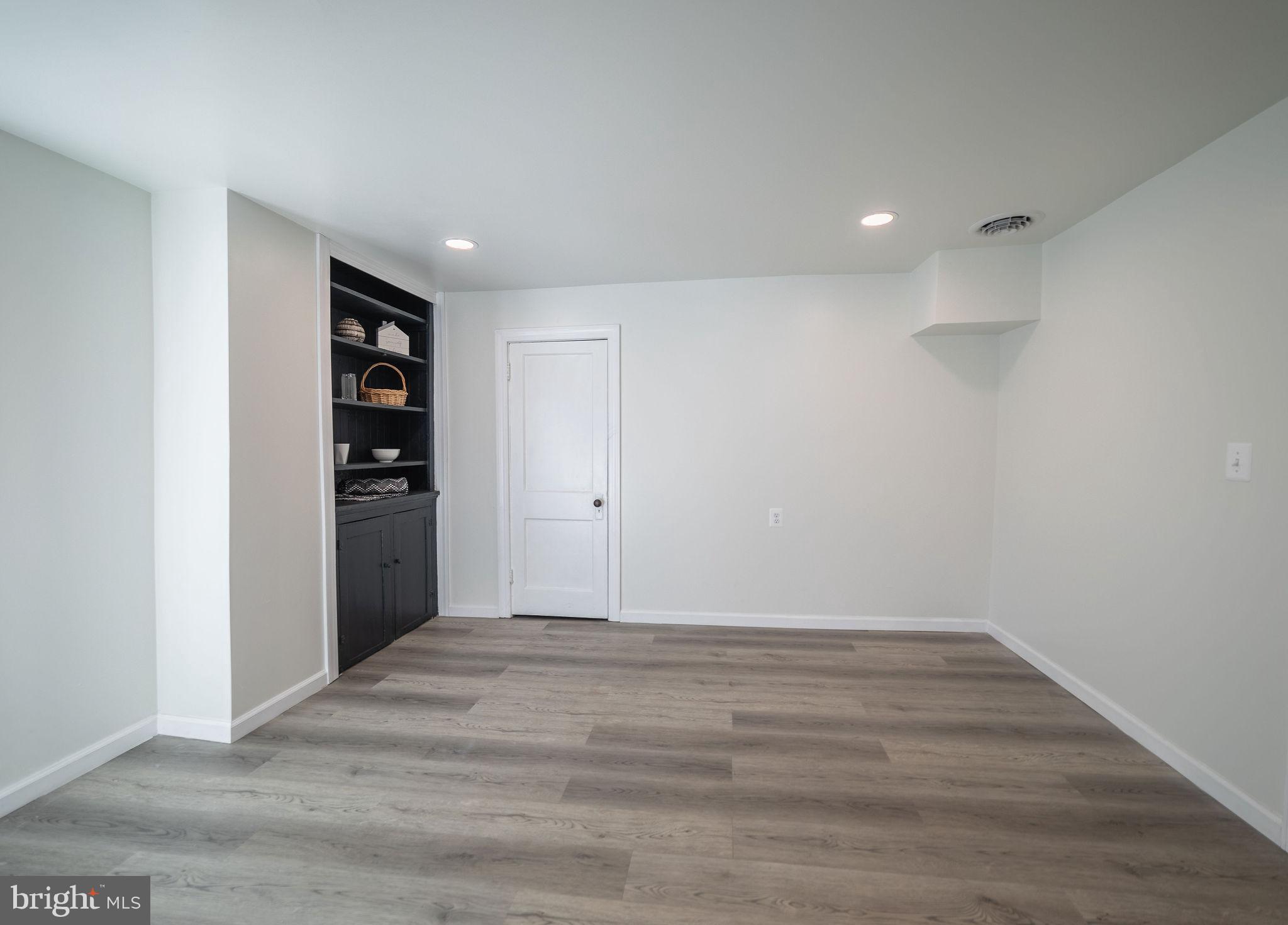 MARTINSBURG CITY - Residential