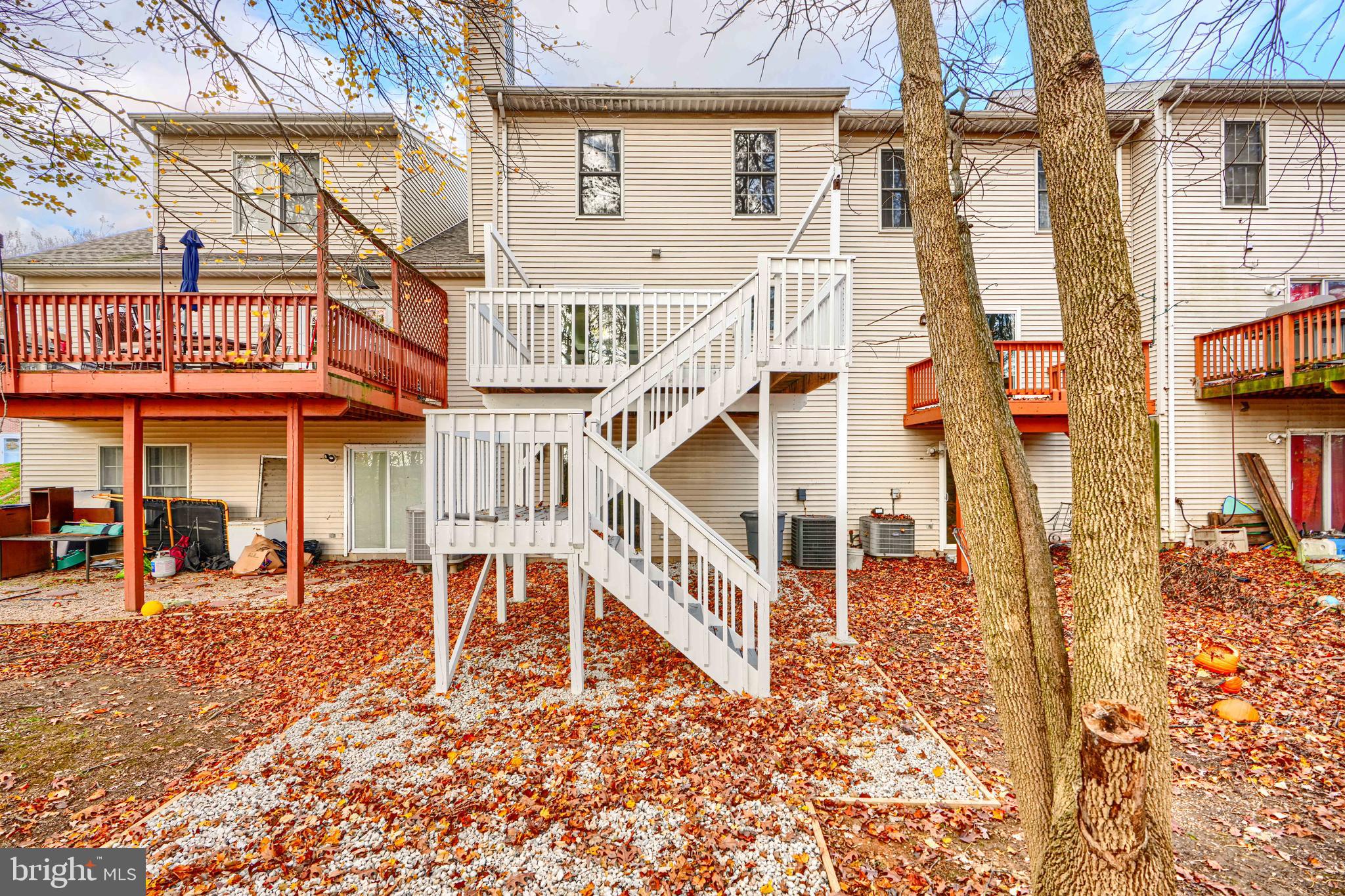 BRIERHILL ESTATES - Residential