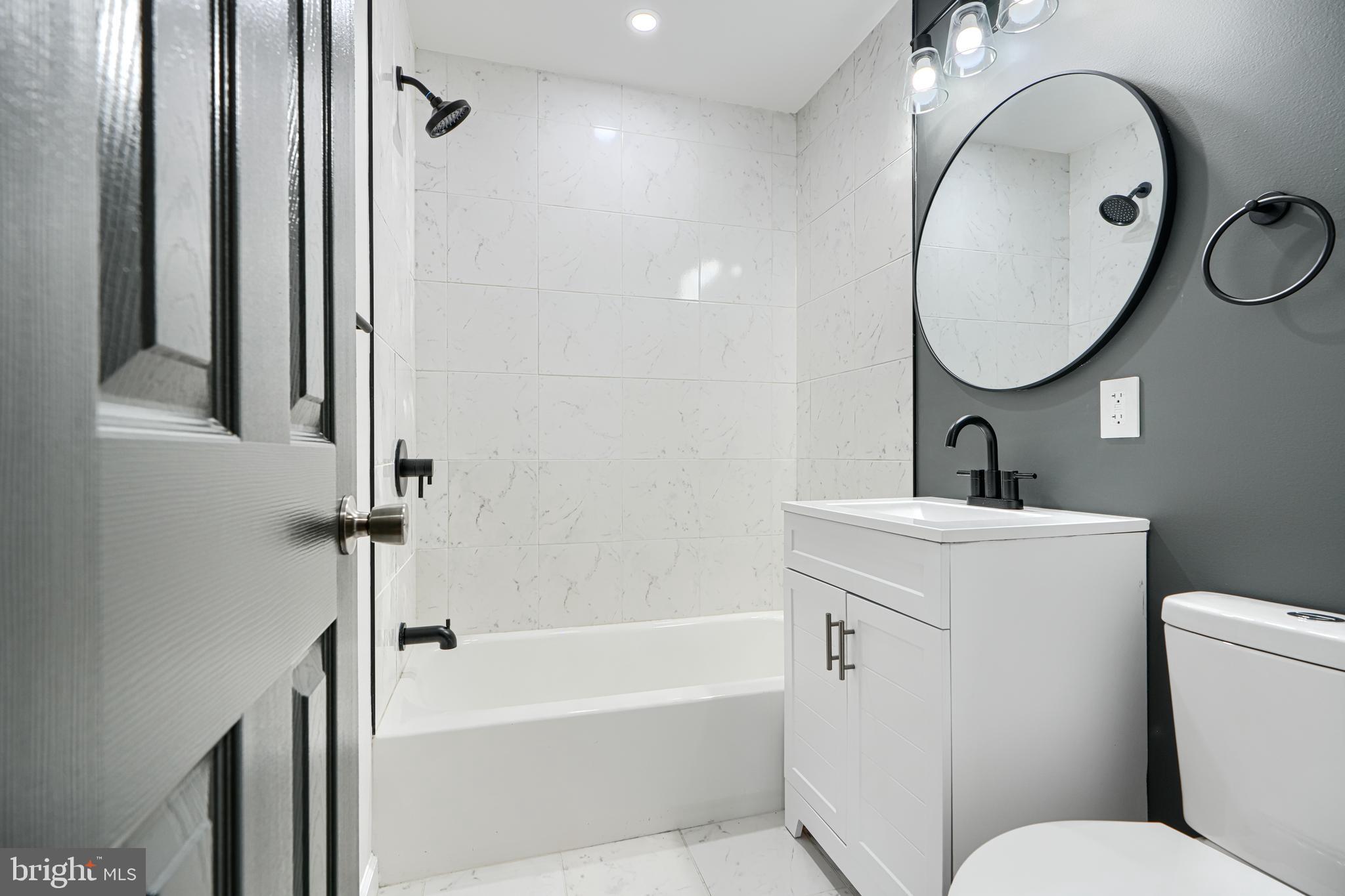 BRIERHILL ESTATES - Residential