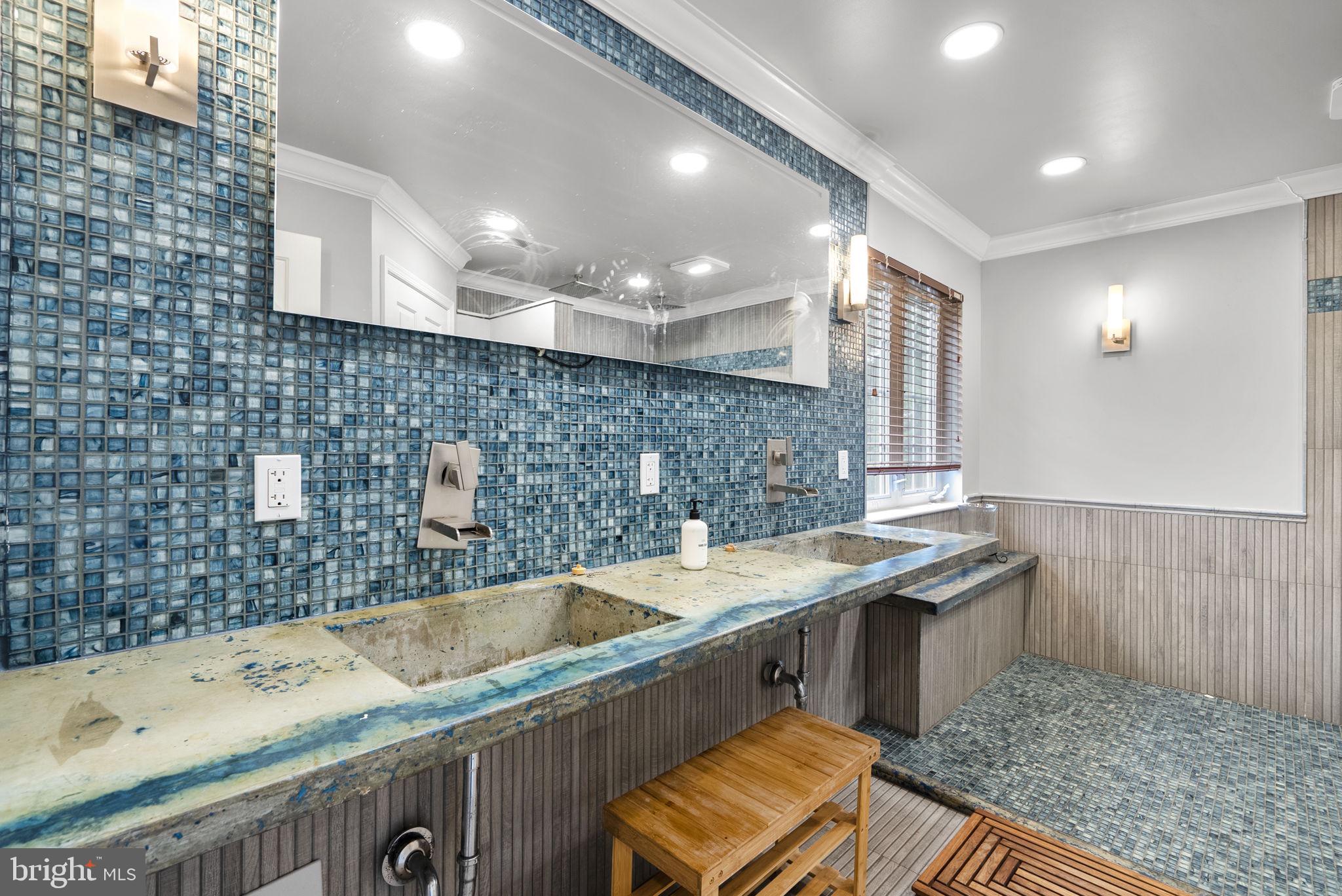 JASMYN WOODS - Residential
