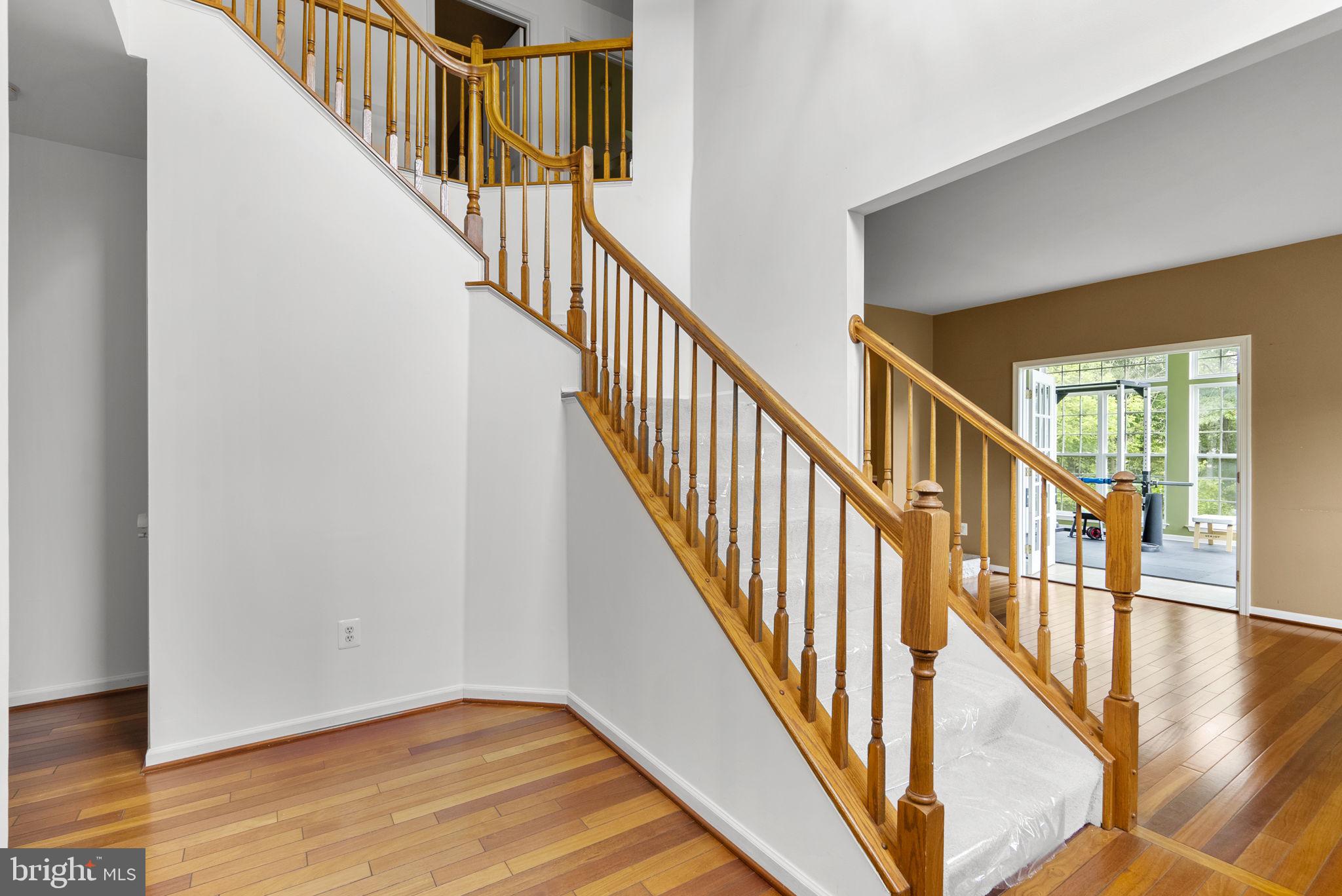 JASMYN WOODS - Residential