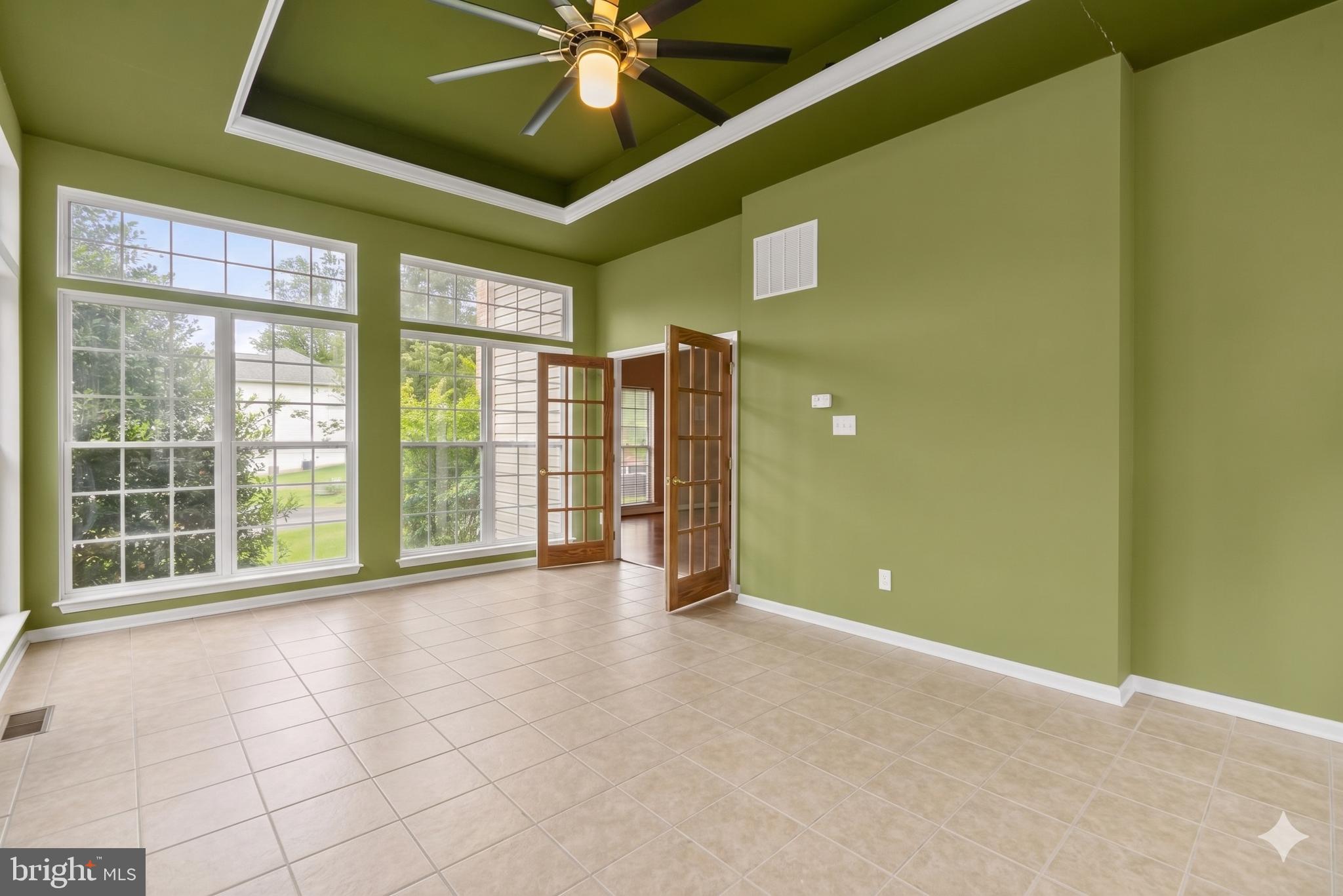 JASMYN WOODS - Residential
