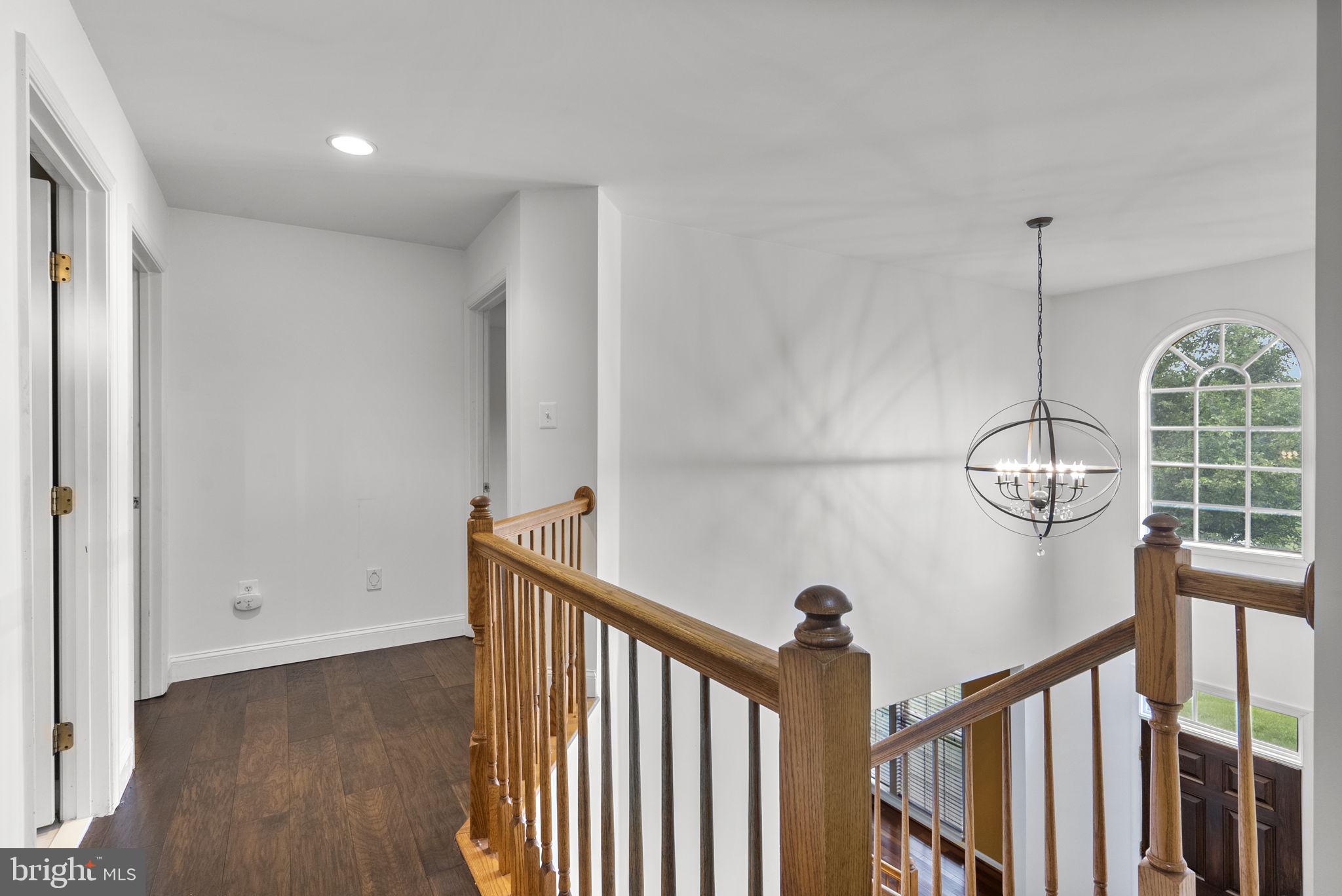 JASMYN WOODS - Residential