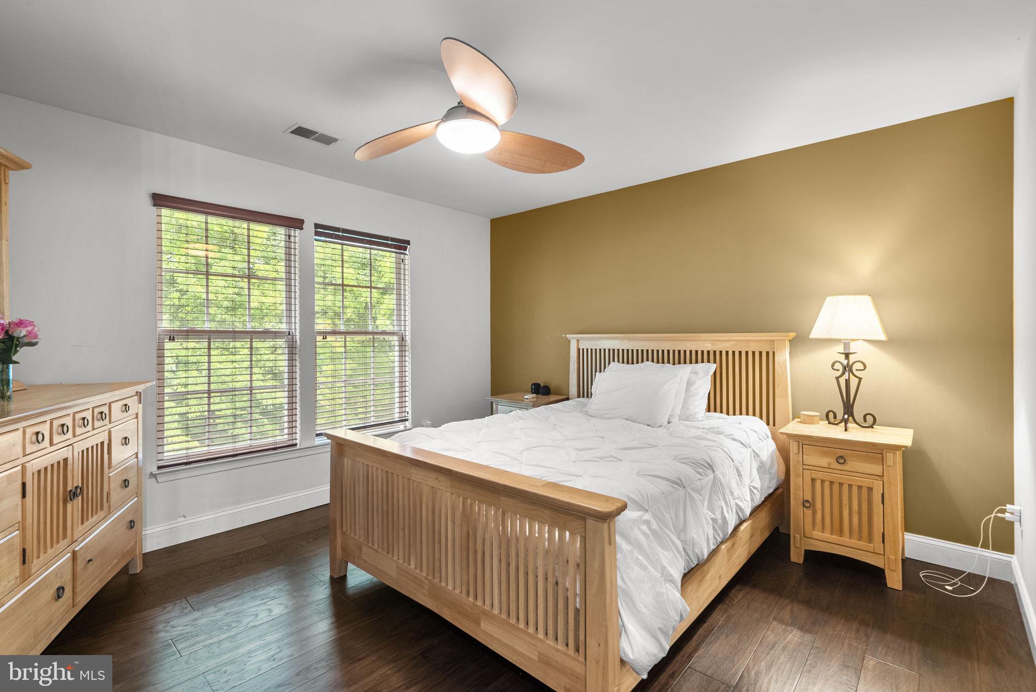 JASMYN WOODS - Residential