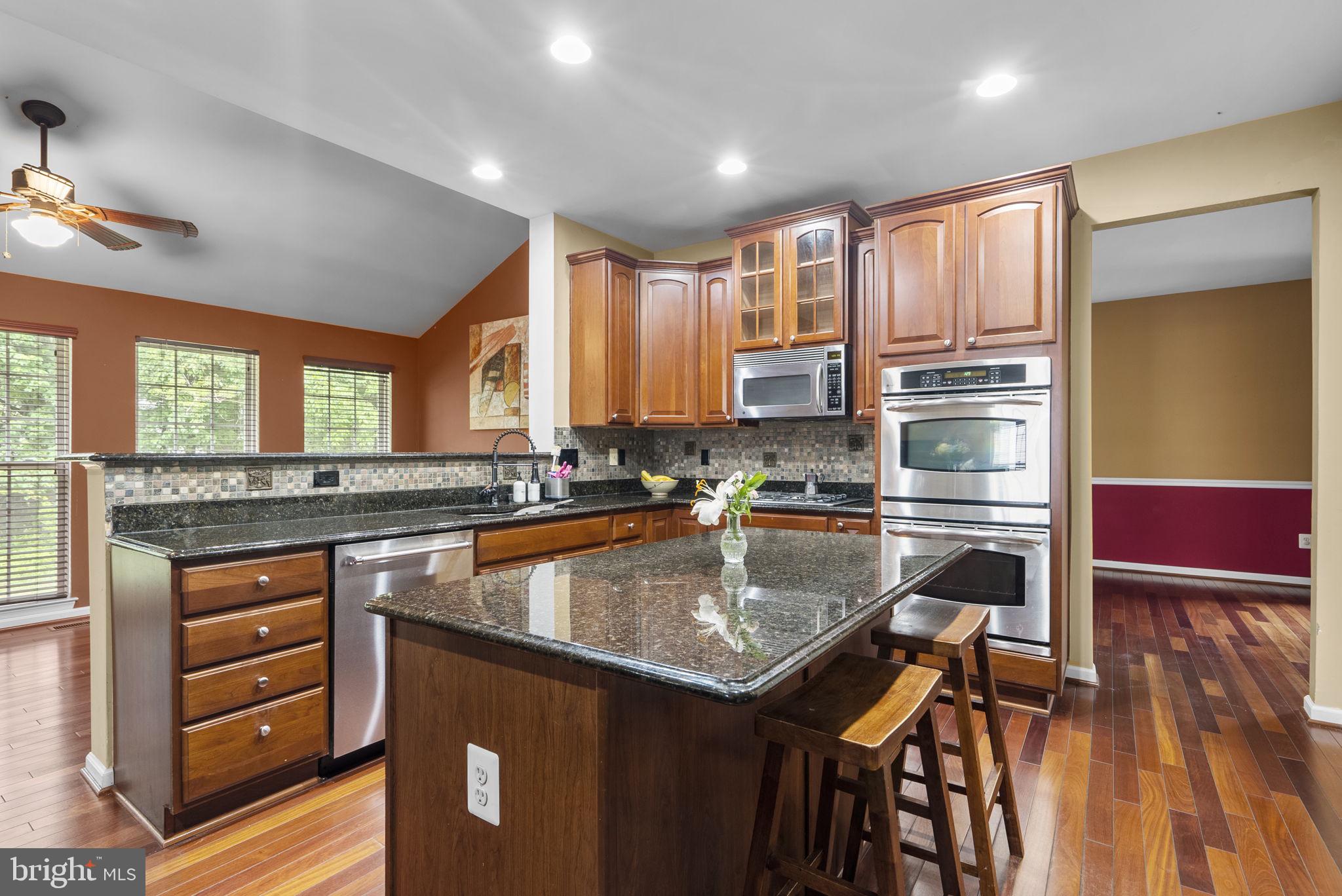 JASMYN WOODS - Residential