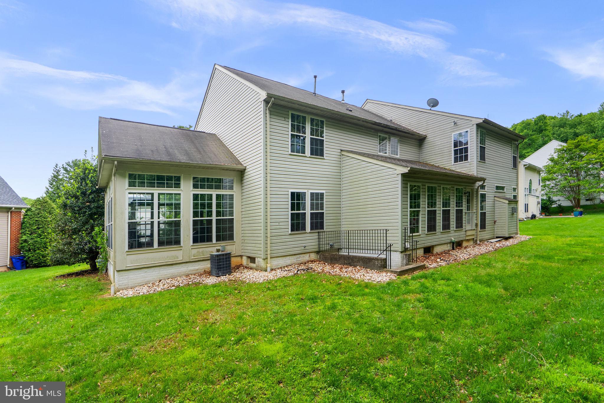JASMYN WOODS - Residential