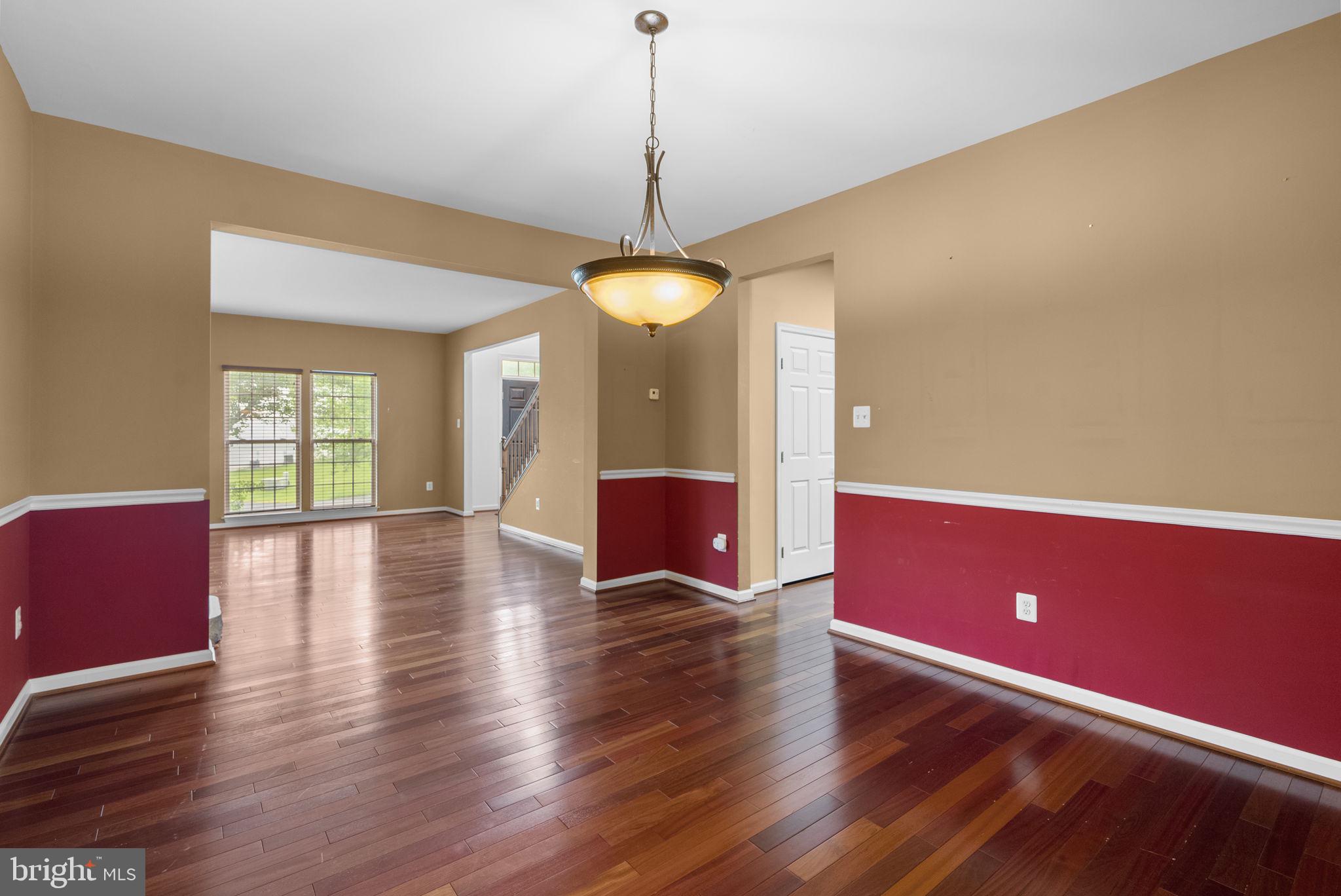 JASMYN WOODS - Residential