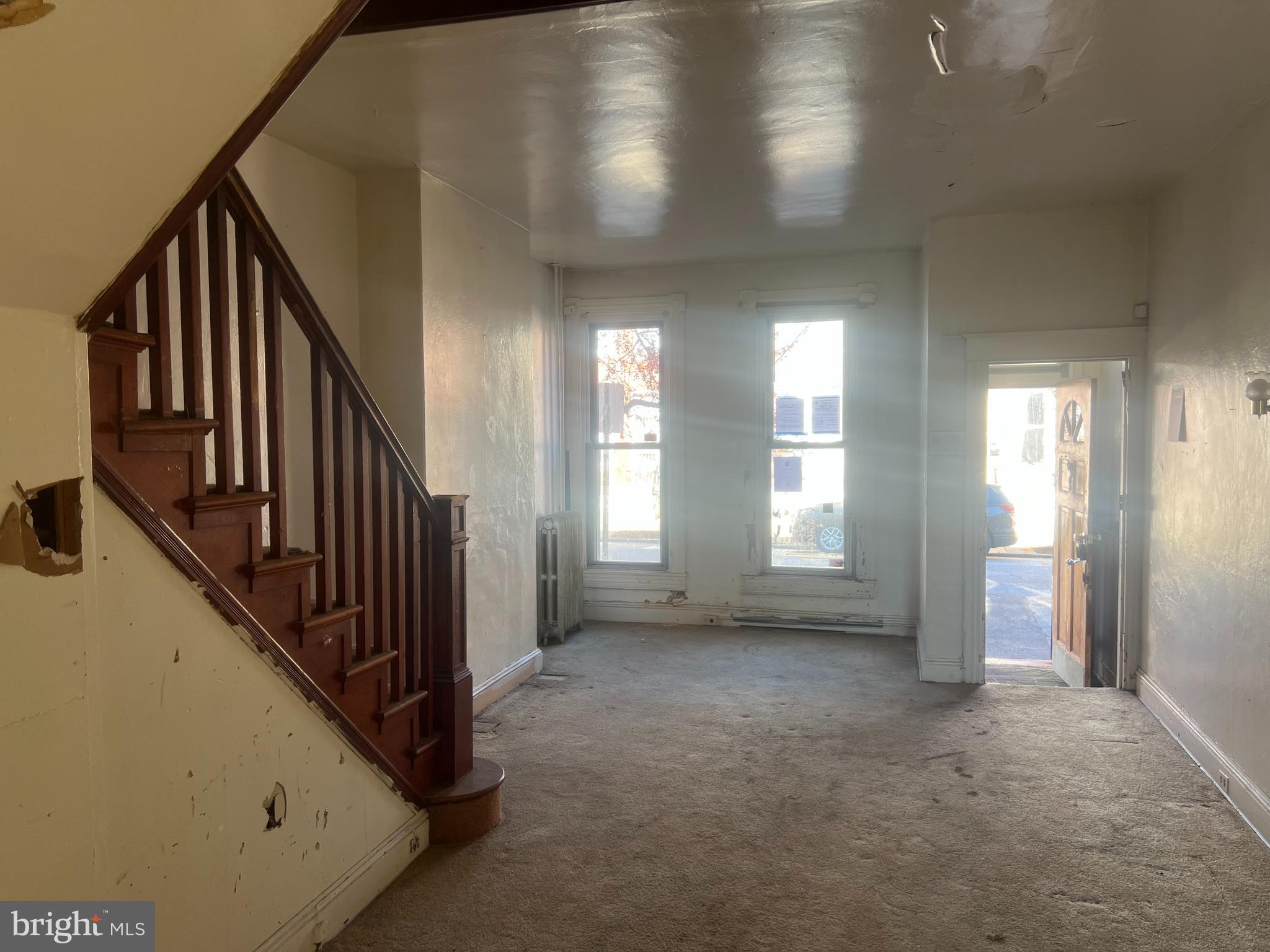 2211 JEFFERSON STREET