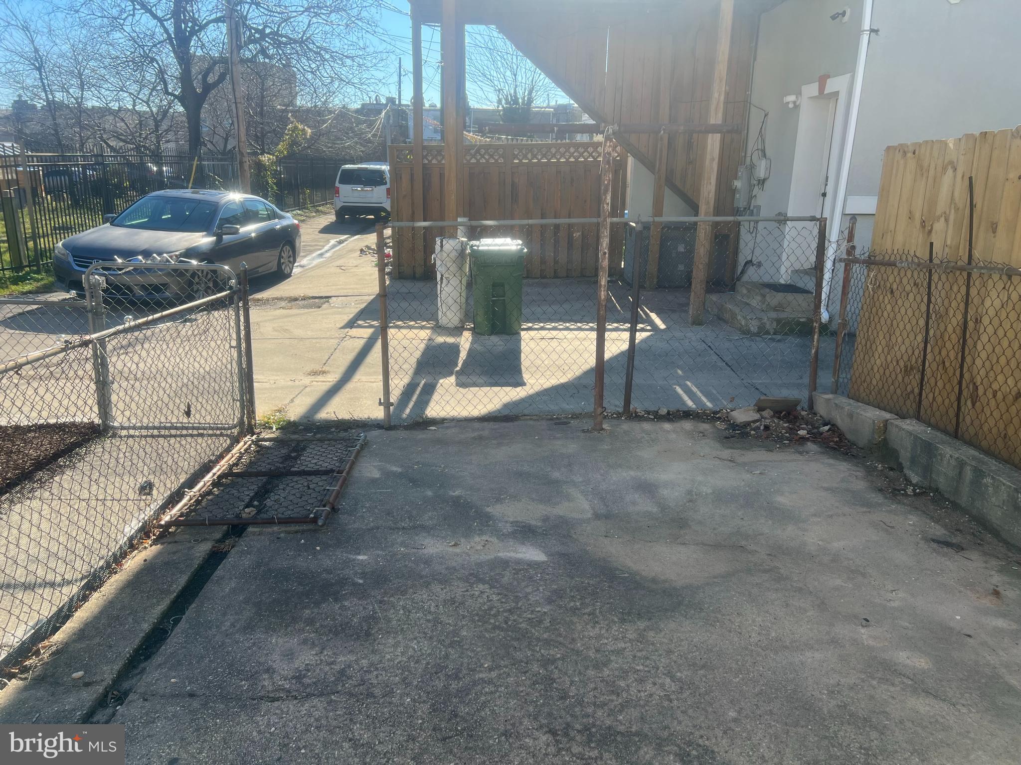 JOHNS HOPKINS - Residential