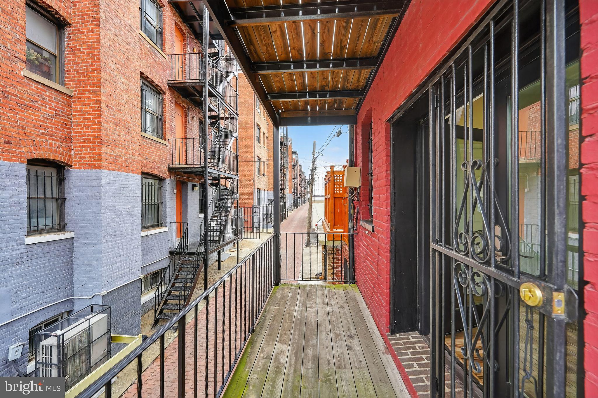 1625 15TH STREET NW 4