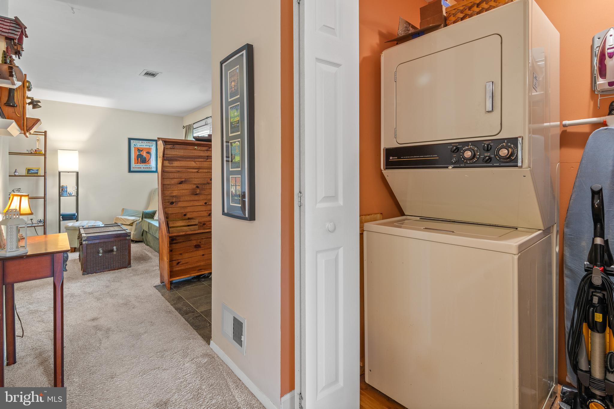 MAPLE RIDGE - Residential Lease