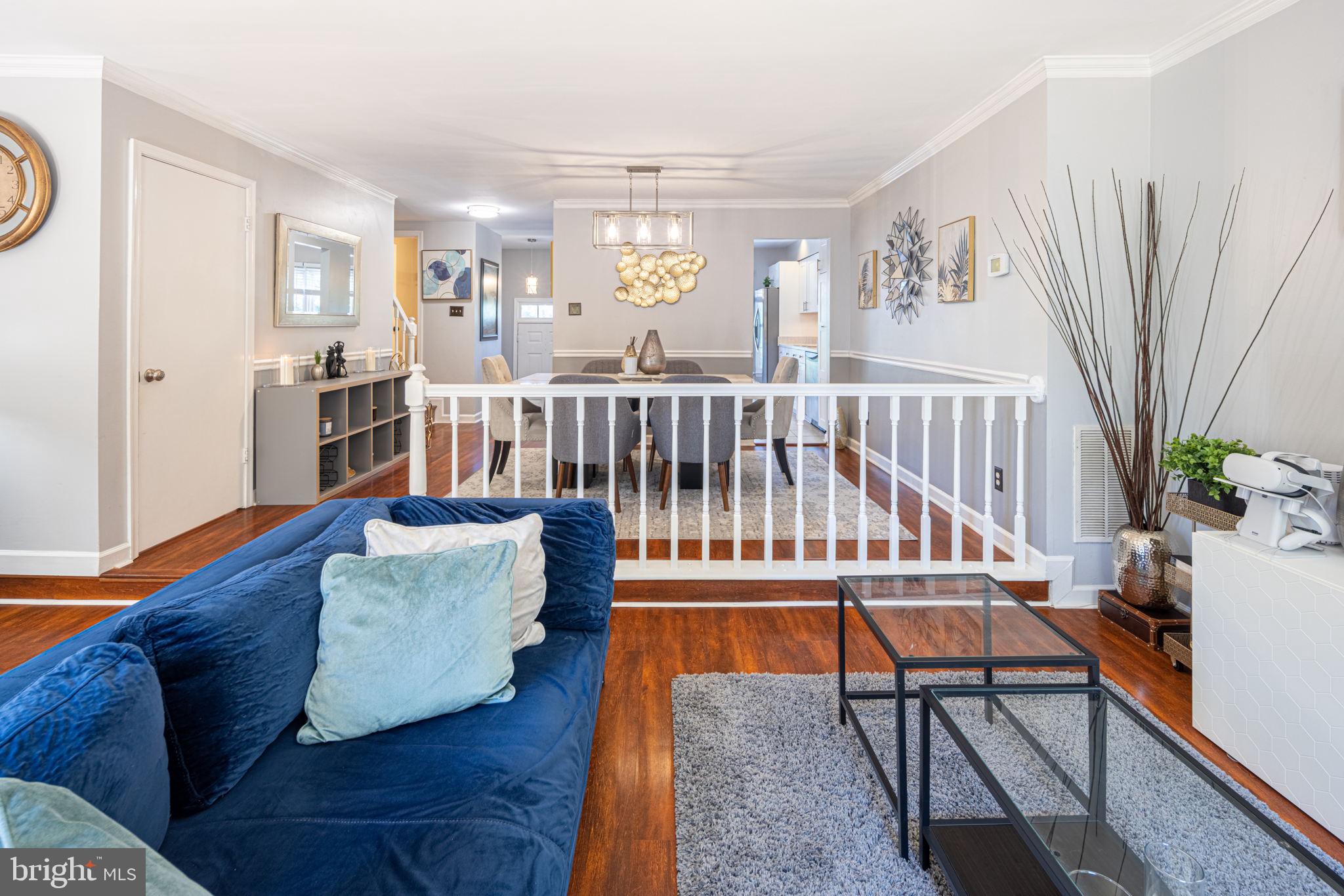 LAUREL LAKES - Residential