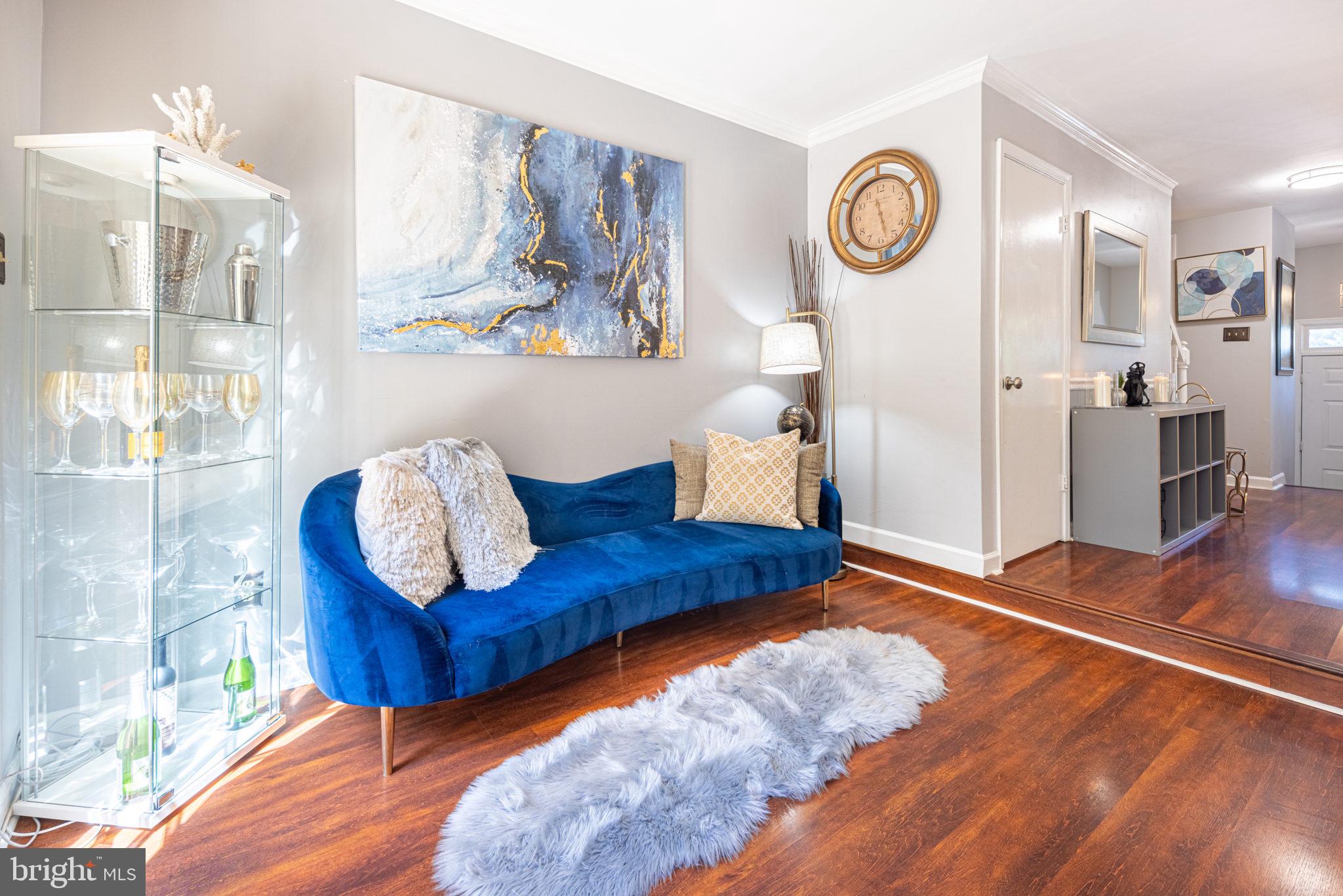 LAUREL LAKES - Residential