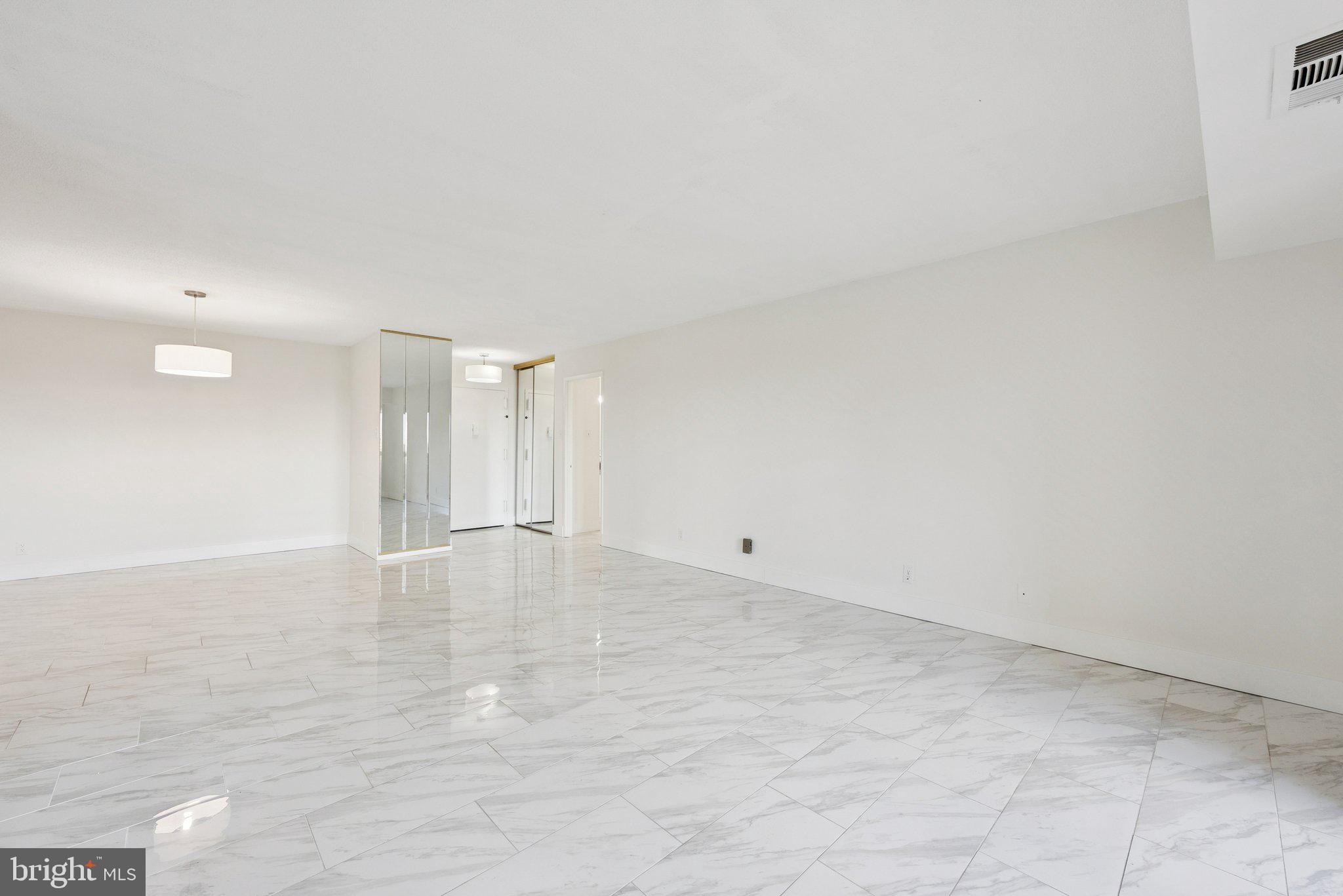 307 YOAKUM PARKWAY 519