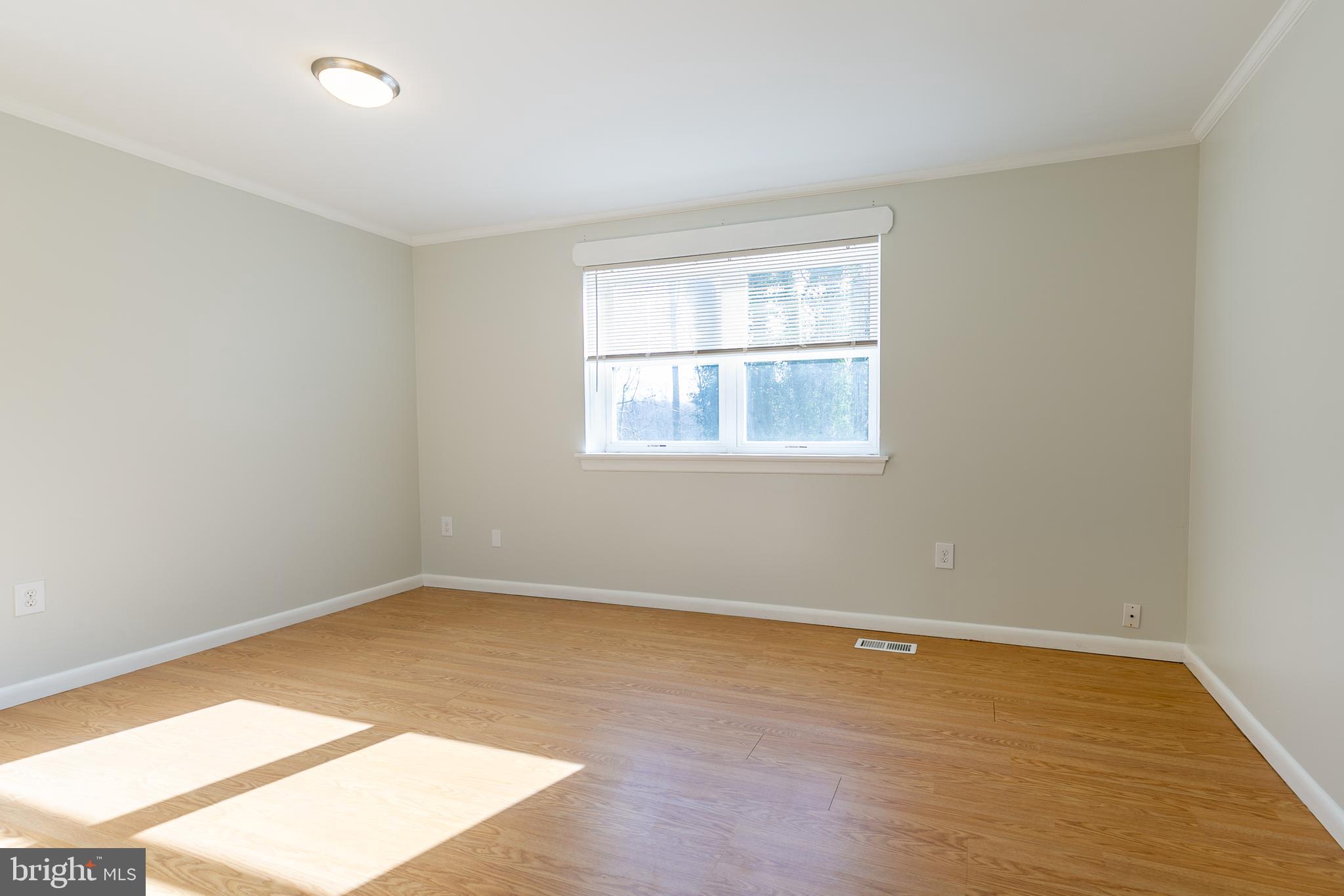 BRIGHTLEAF - Residential Lease