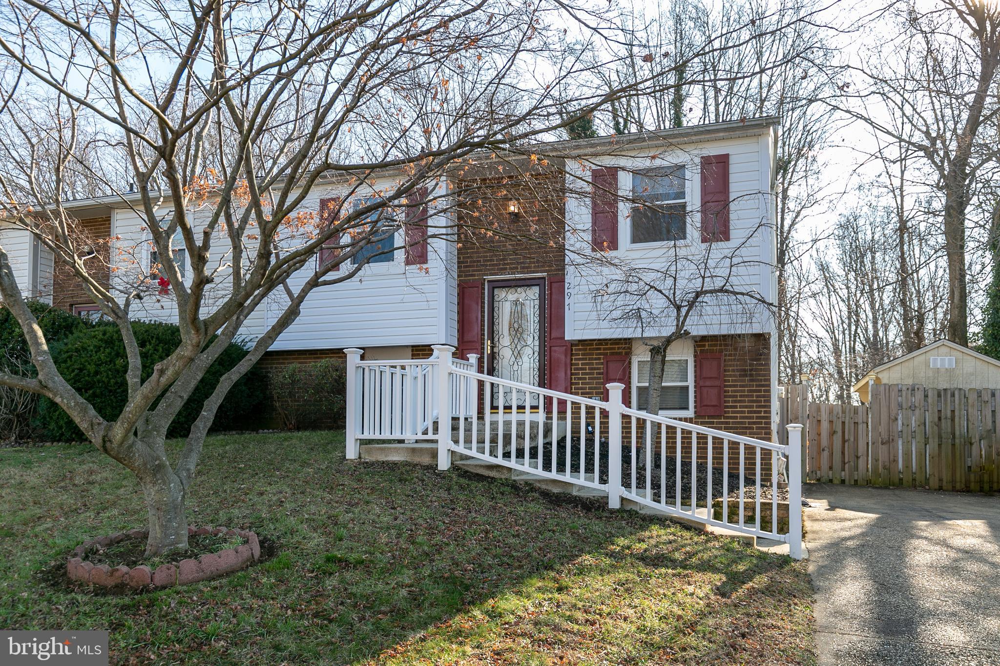 BRIGHTLEAF - Residential Lease