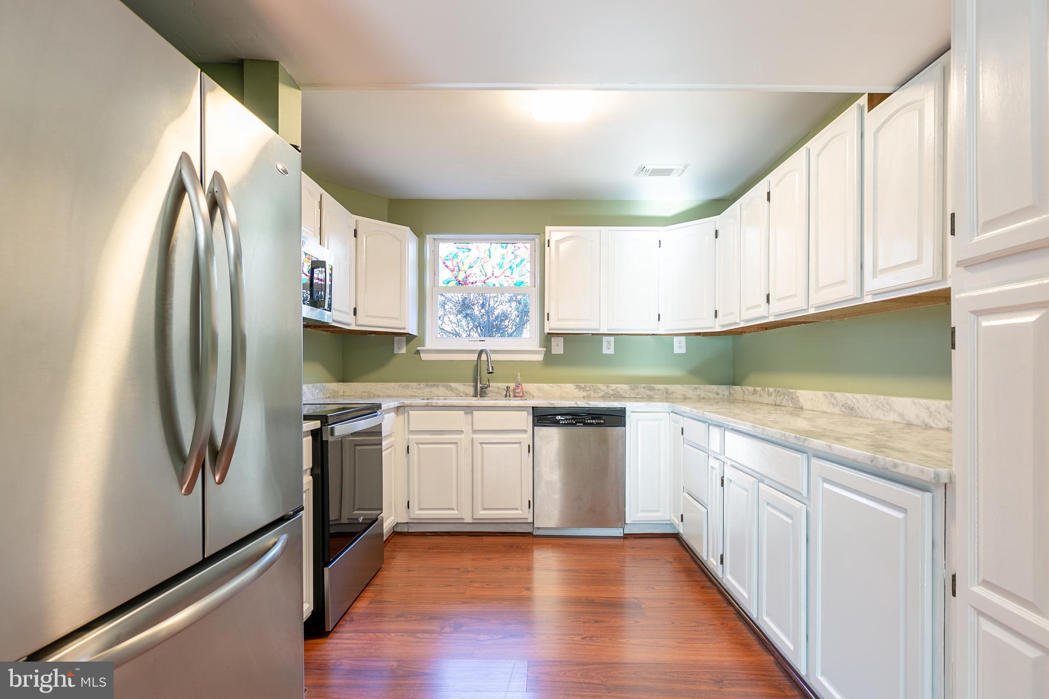 BRIGHTLEAF - Residential Lease