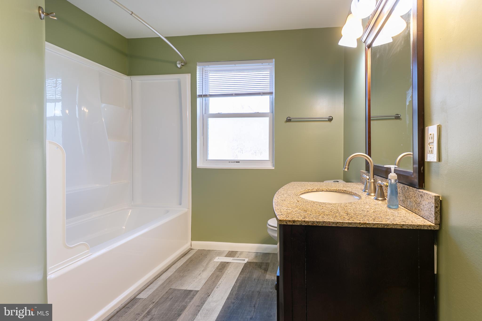 BRIGHTLEAF - Residential Lease