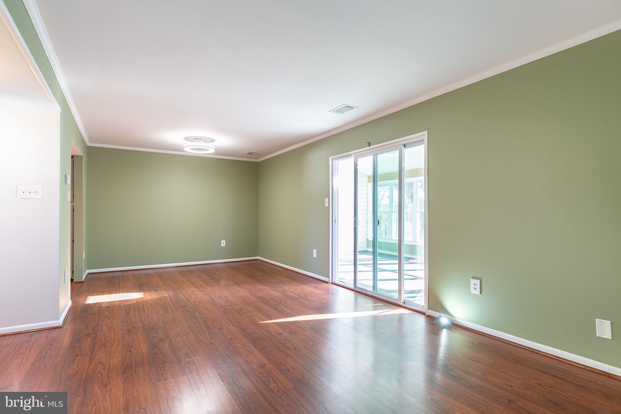 BRIGHTLEAF - Residential Lease