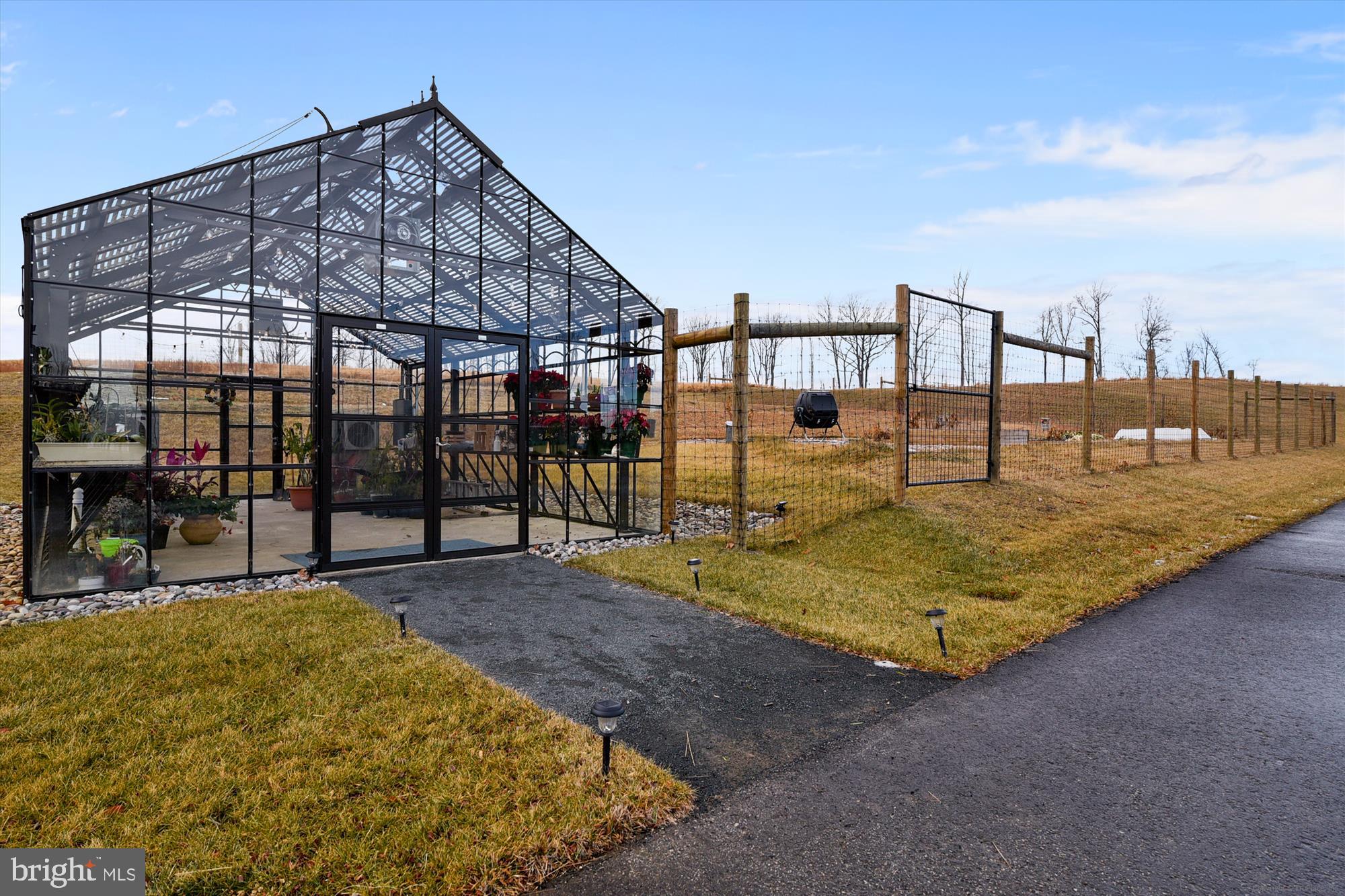 POTOMAC SHORES - Residential Lease