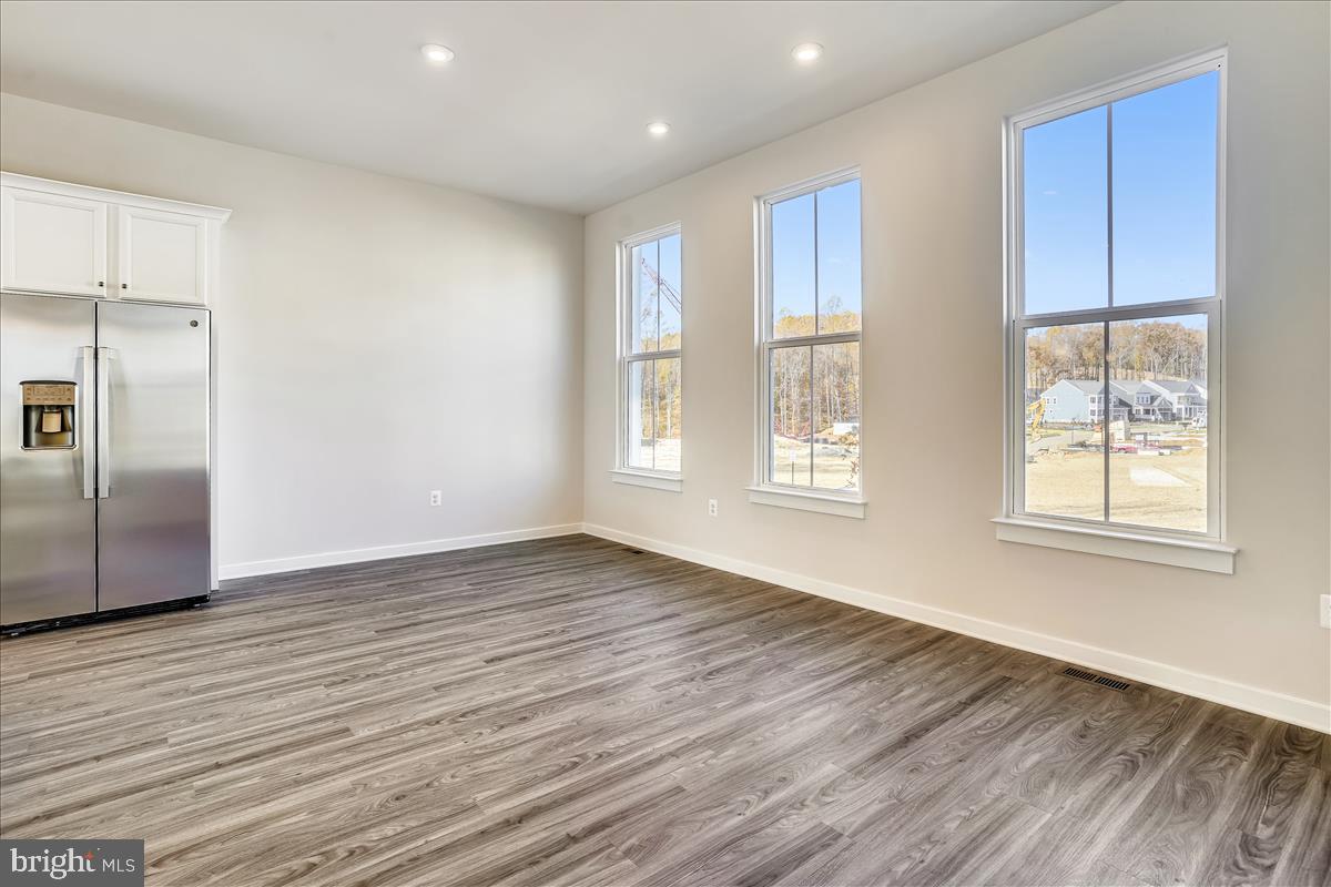 POTOMAC SHORES - Residential Lease