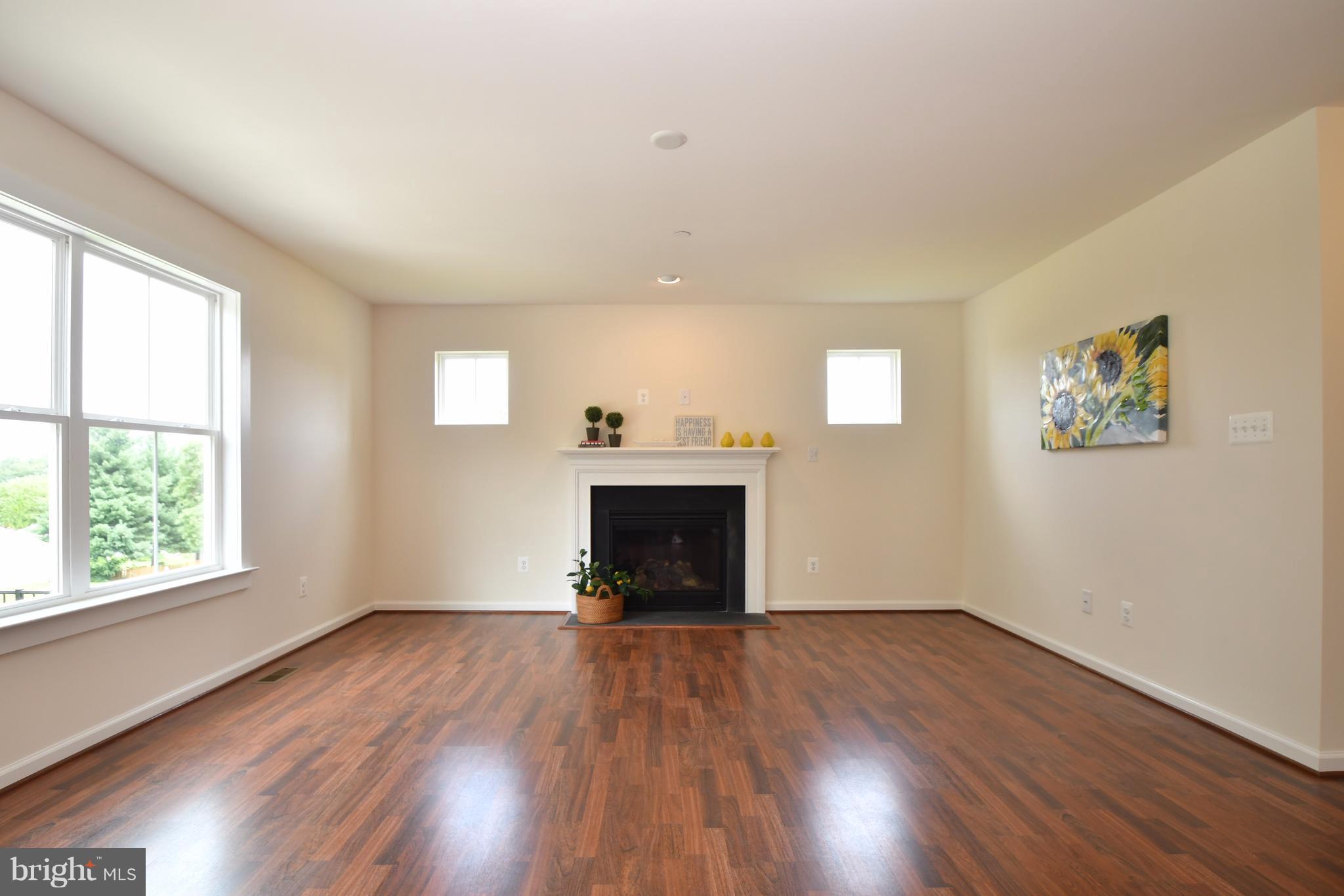 FINBAR PLACE - Residential