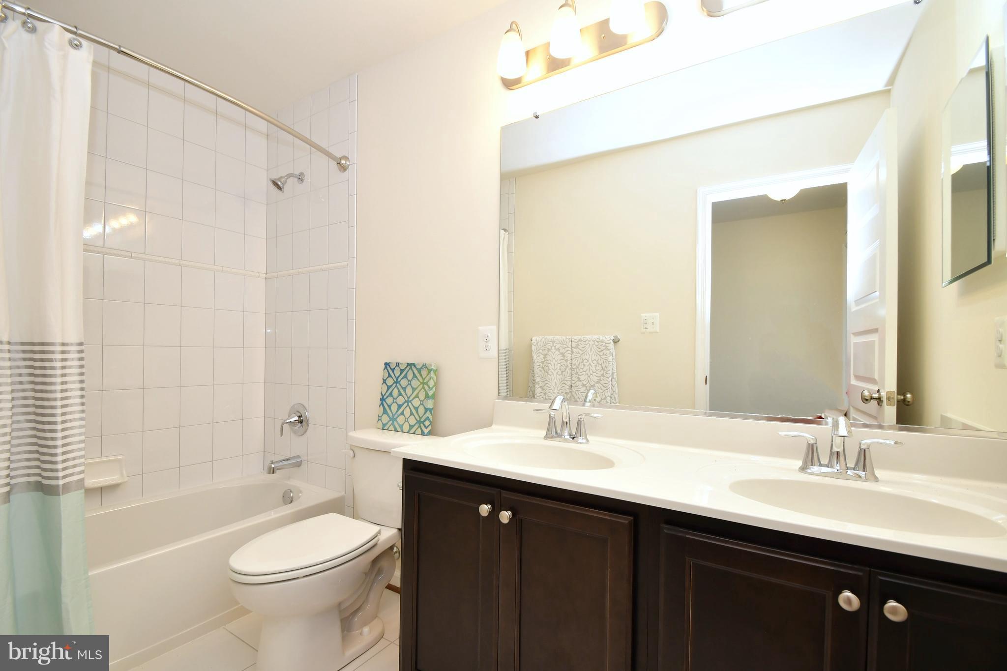 FINBAR PLACE - Residential