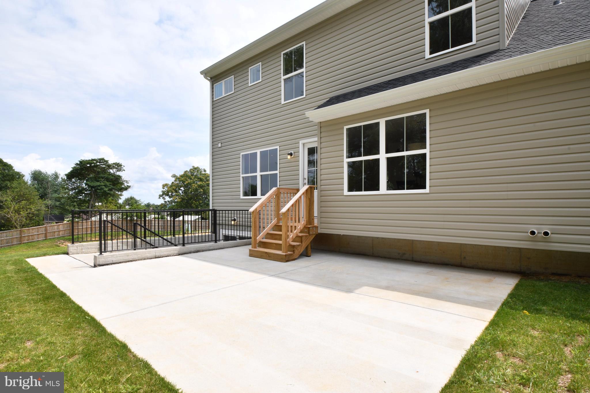 FINBAR PLACE - Residential