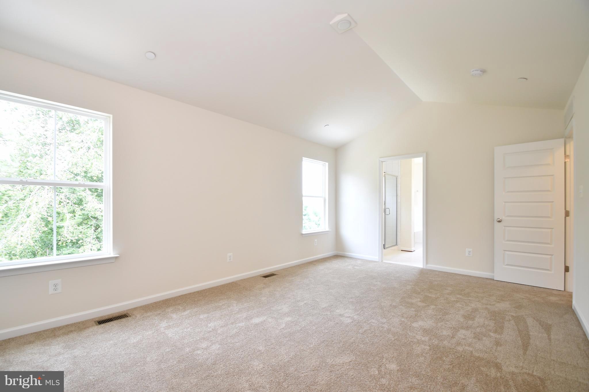 FINBAR PLACE - Residential