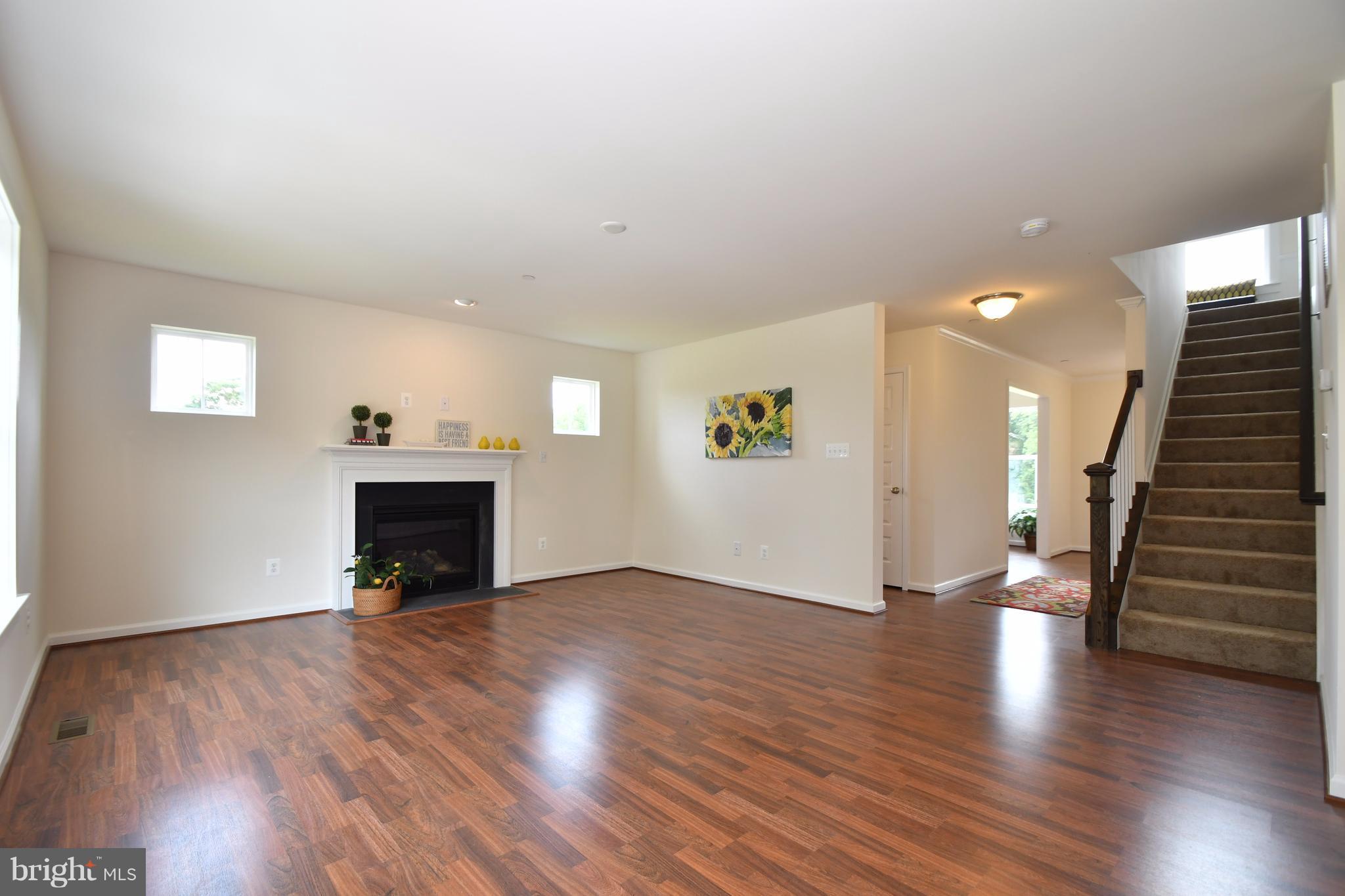 FINBAR PLACE - Residential