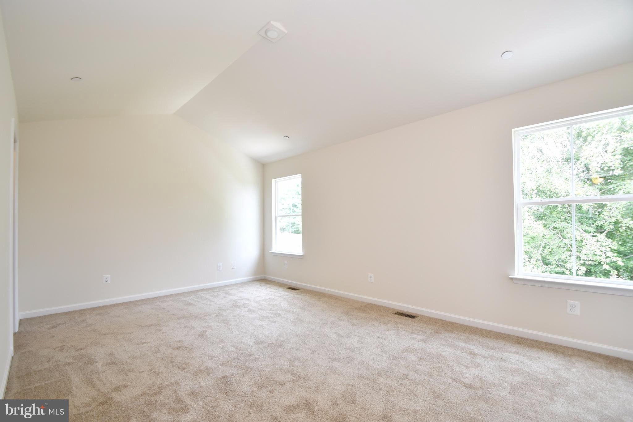 FINBAR PLACE - Residential