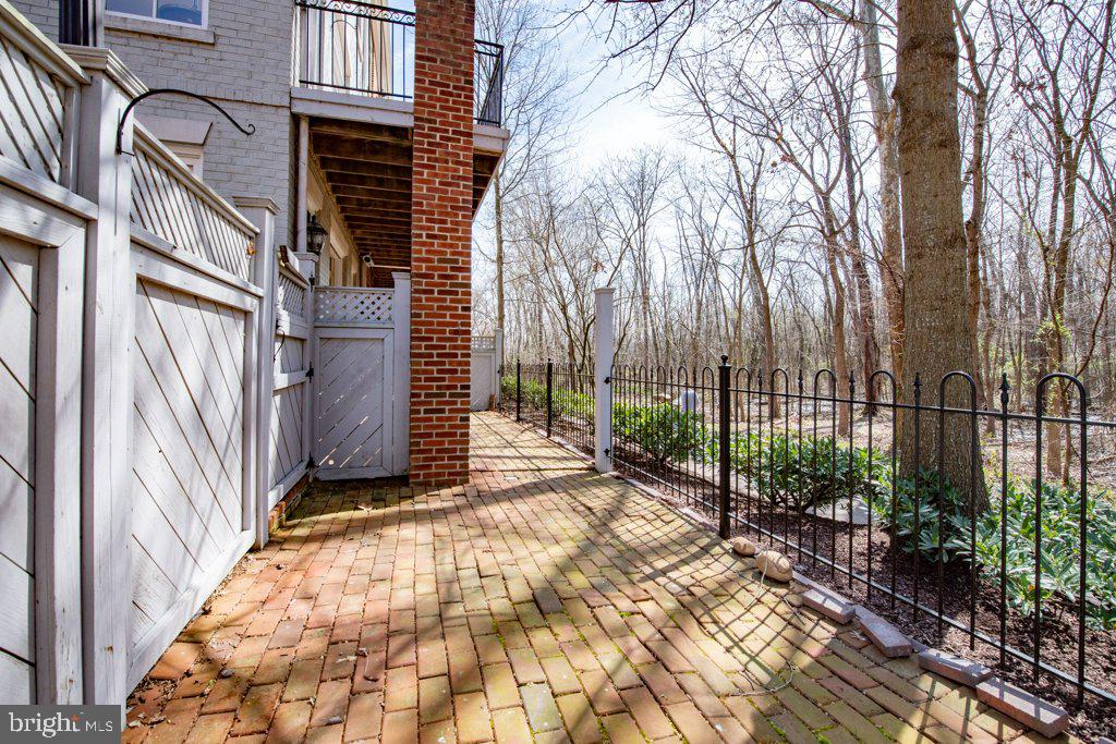 FORDS LANDING - Residential