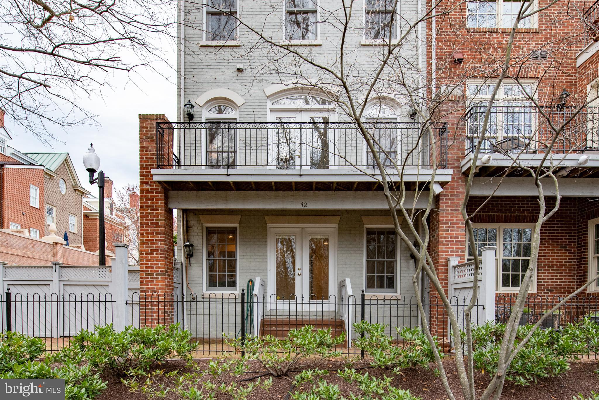 FORDS LANDING - Residential