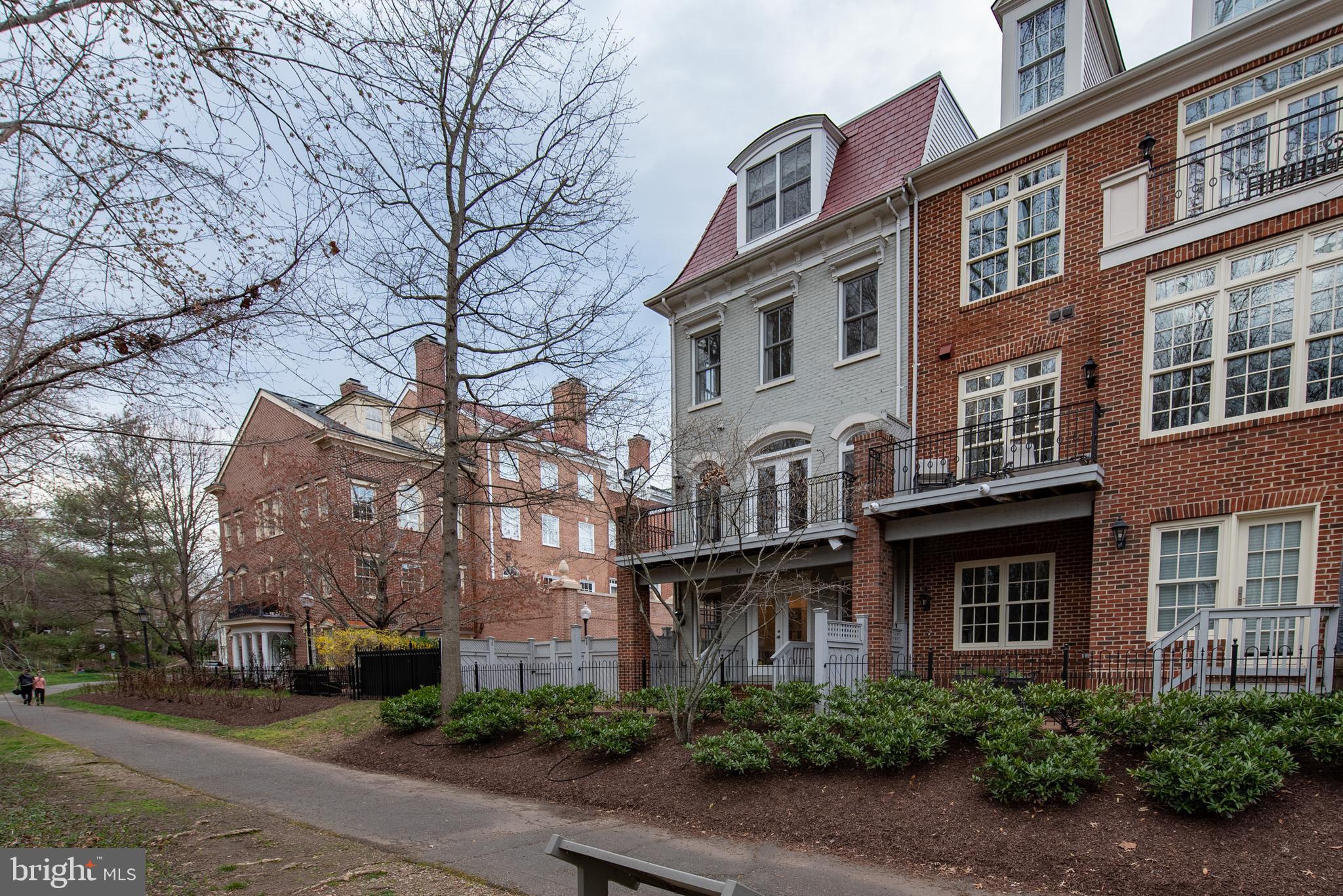 FORDS LANDING - Residential