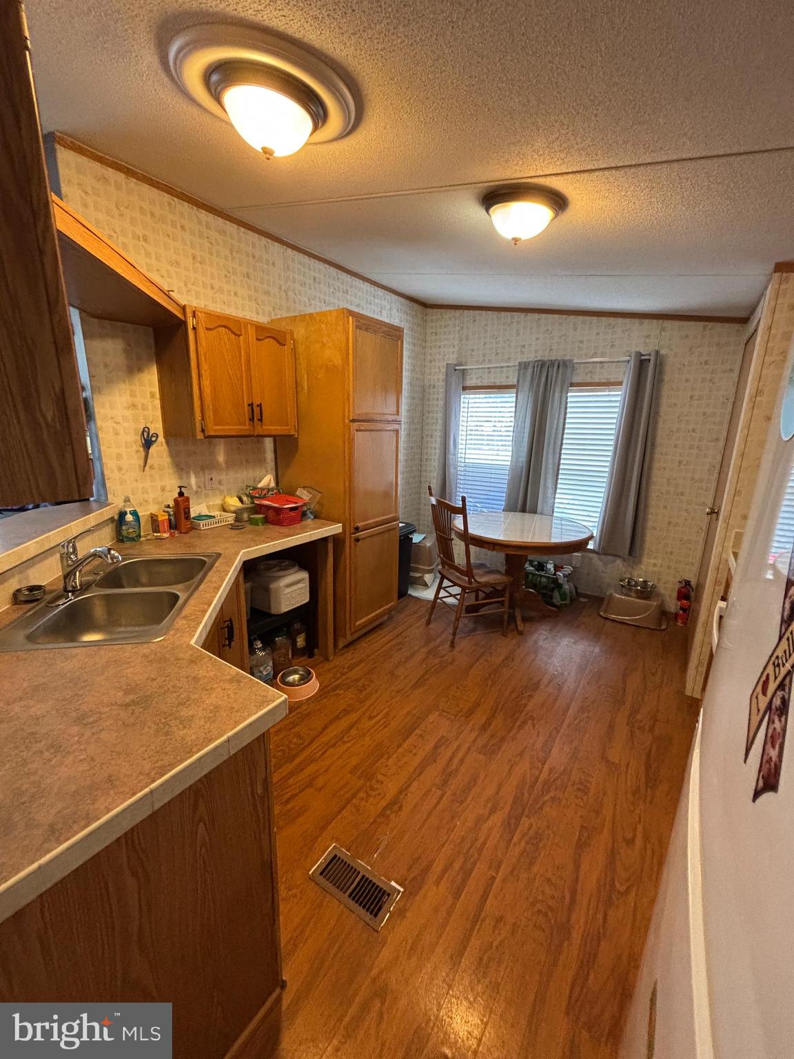 PENNWOOD CROSSING - Residential