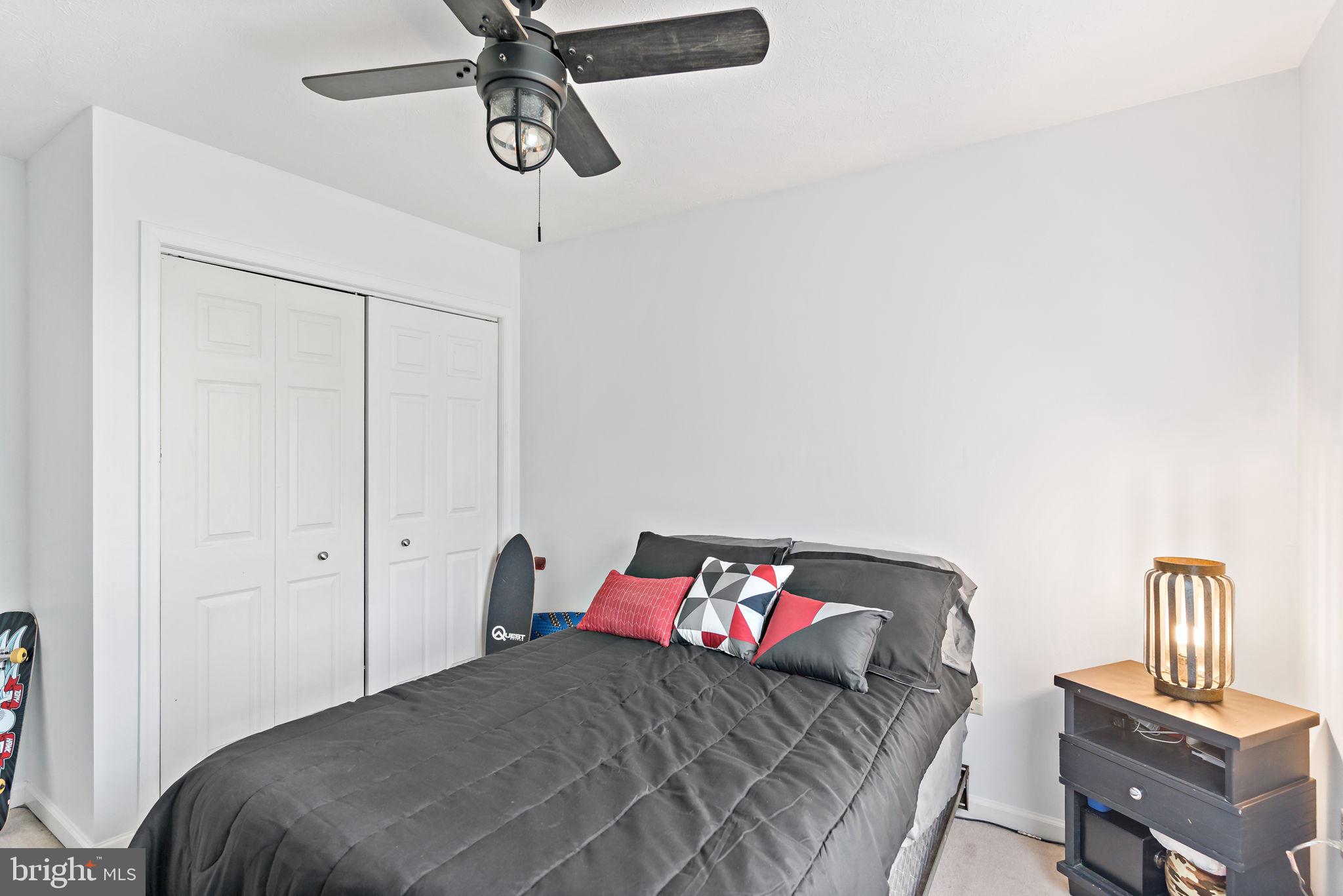 RIDGEWOOD MANOR - Residential