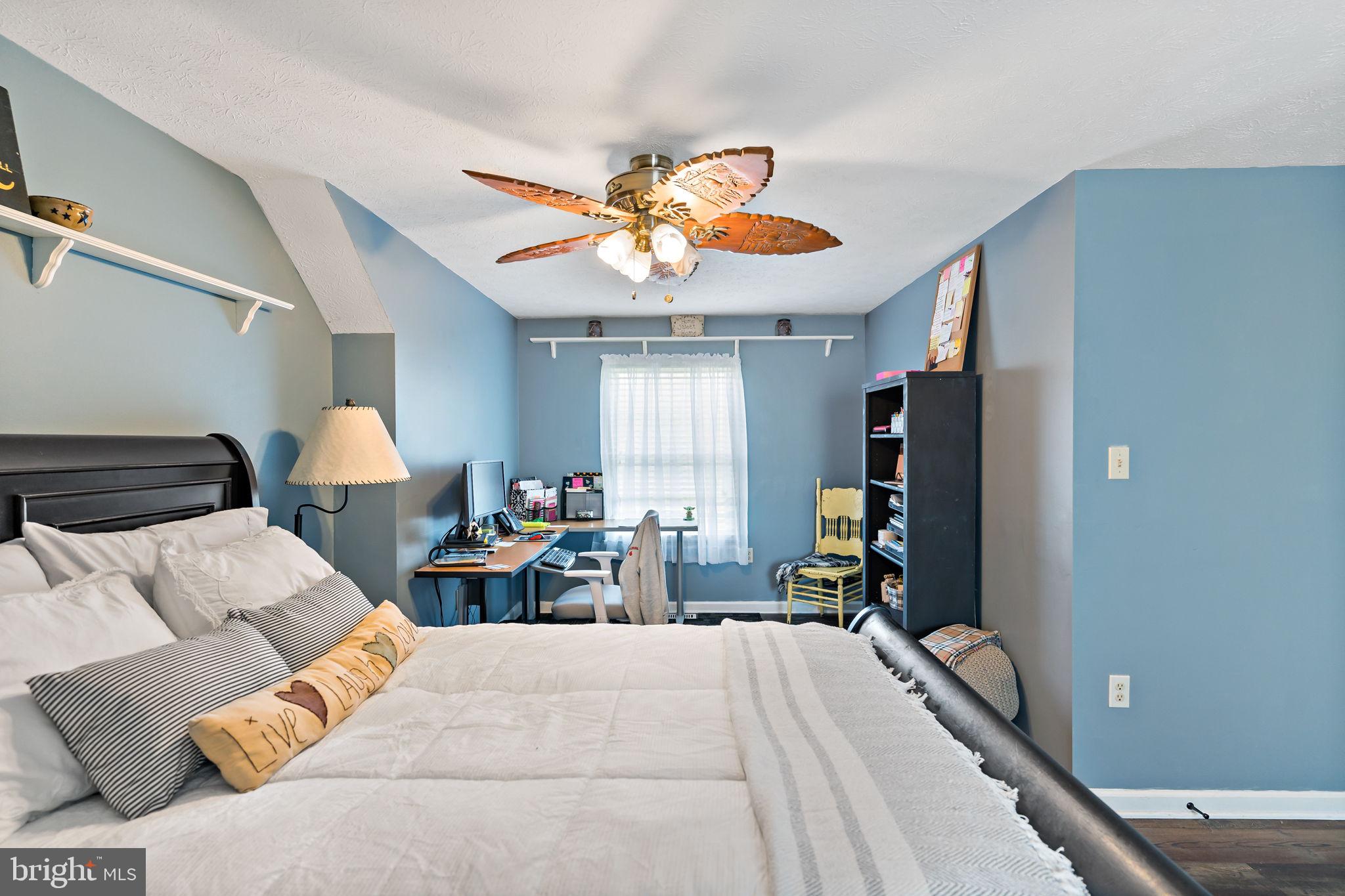 RIDGEWOOD MANOR - Residential