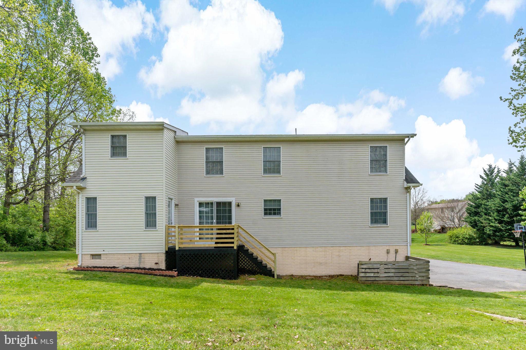 RIDGEWOOD MANOR - Residential