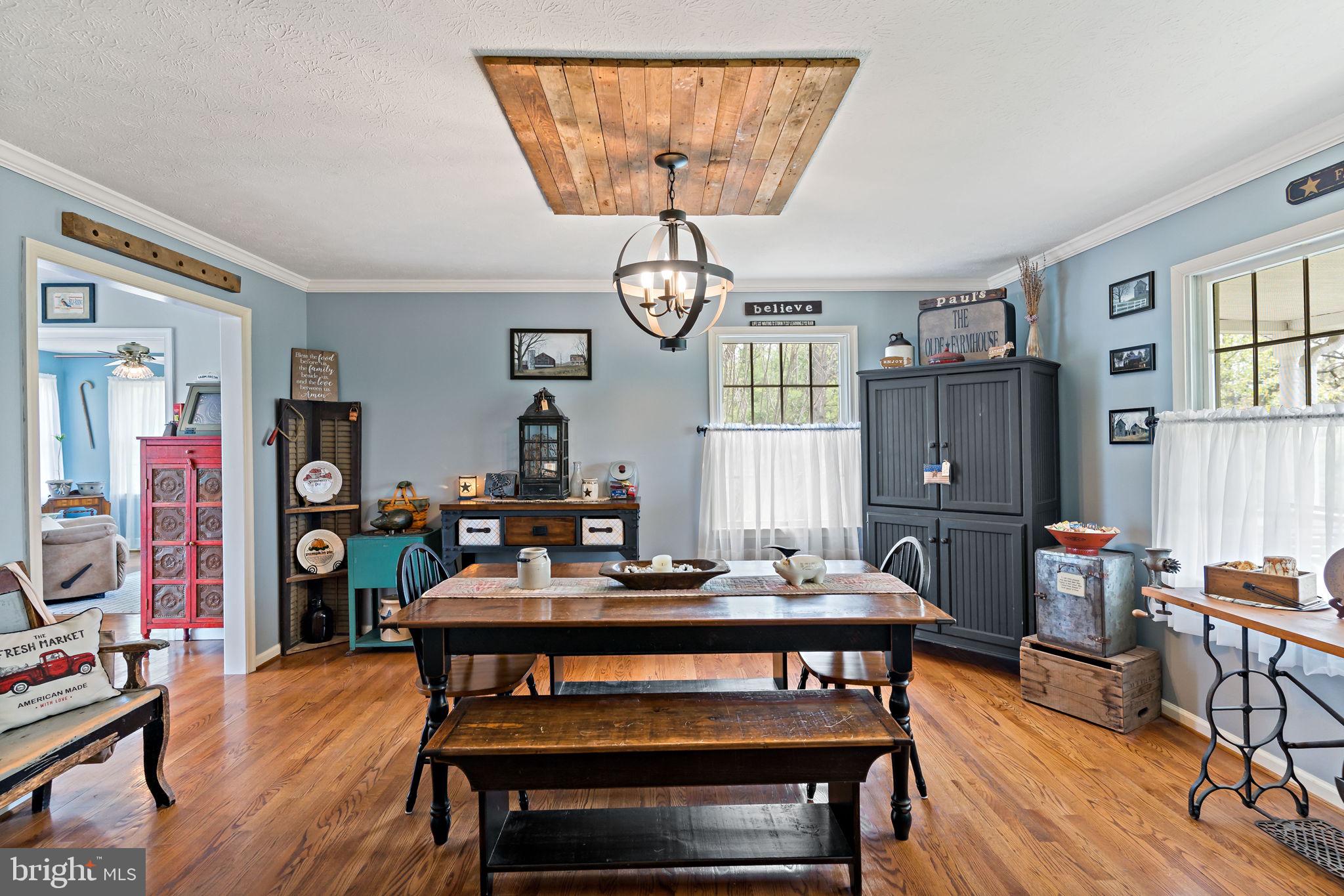 RIDGEWOOD MANOR - Residential