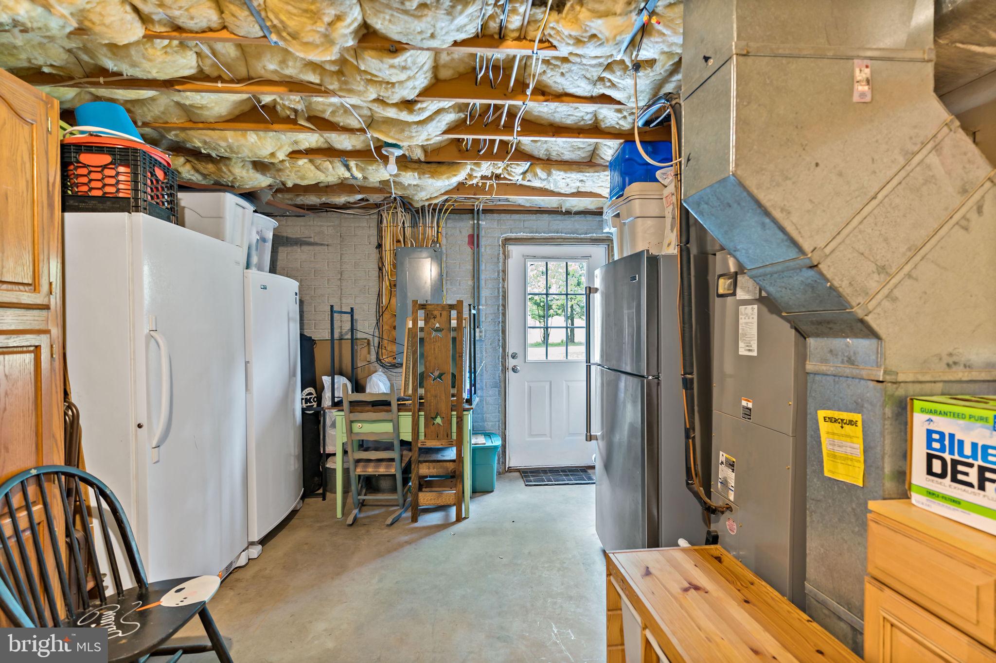 RIDGEWOOD MANOR - Residential