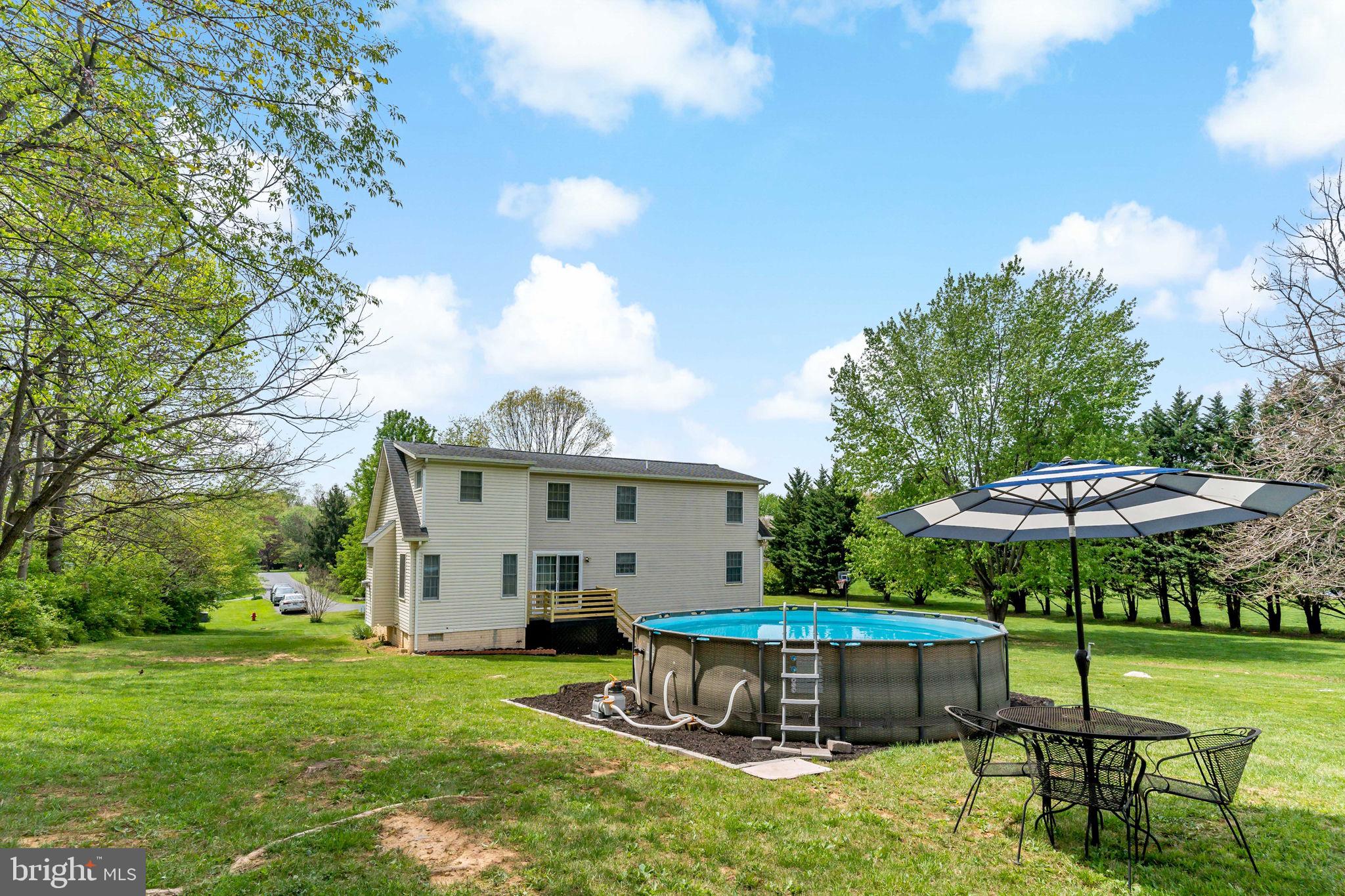 RIDGEWOOD MANOR - Residential