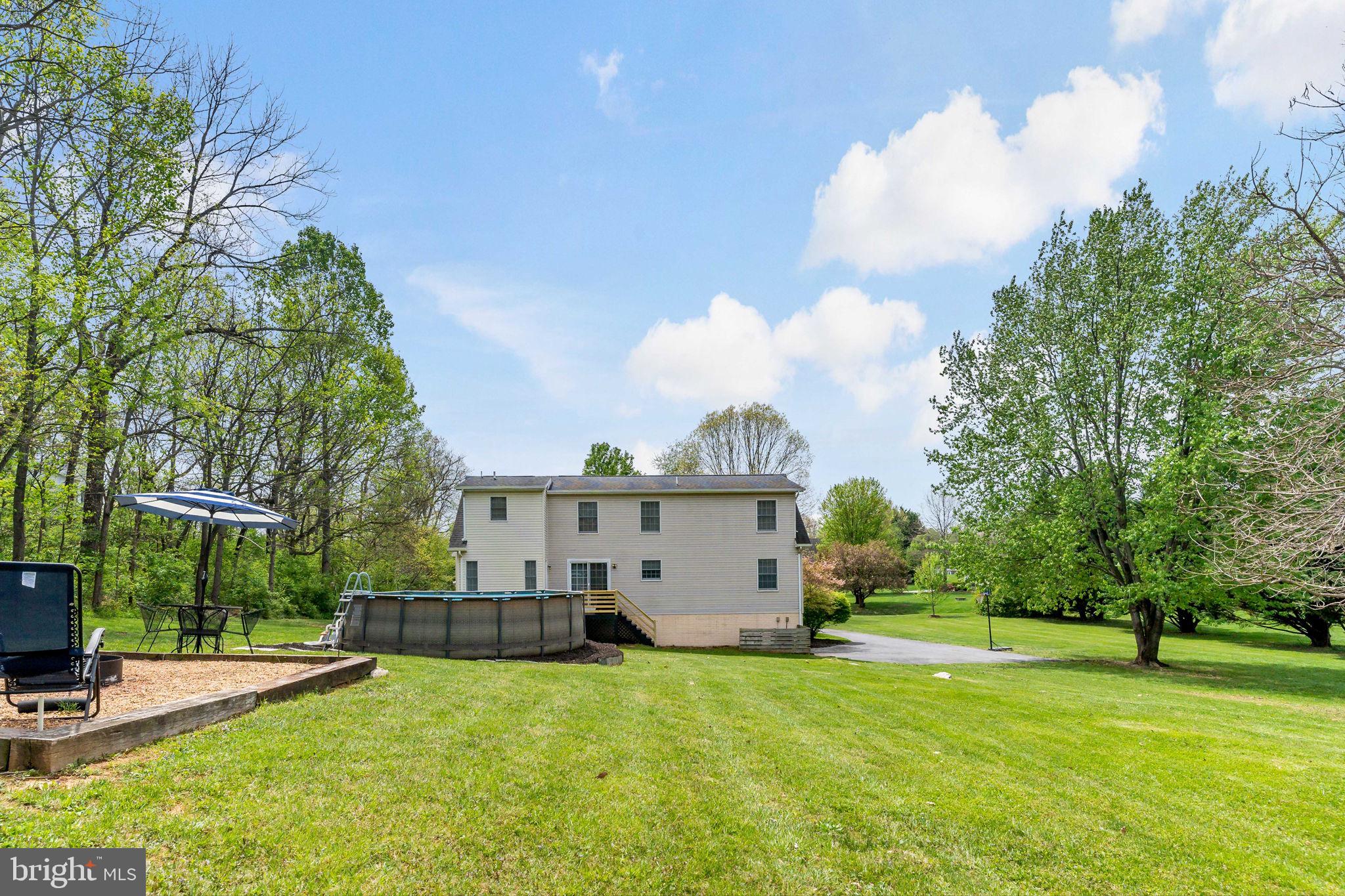 RIDGEWOOD MANOR - Residential