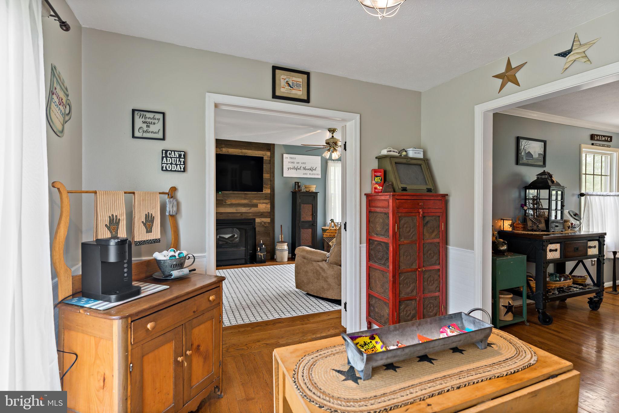 RIDGEWOOD MANOR - Residential