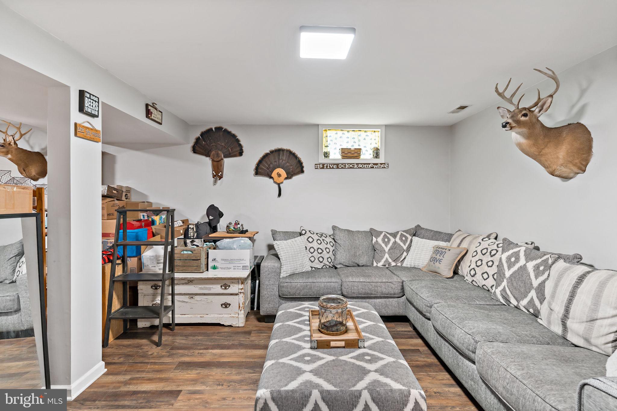 RIDGEWOOD MANOR - Residential