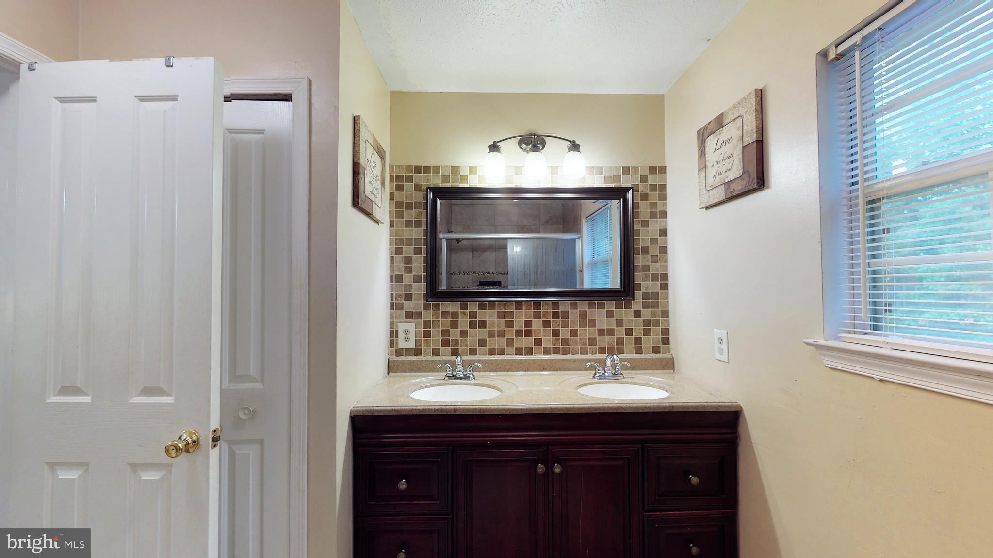 FOREST MILL - Residential